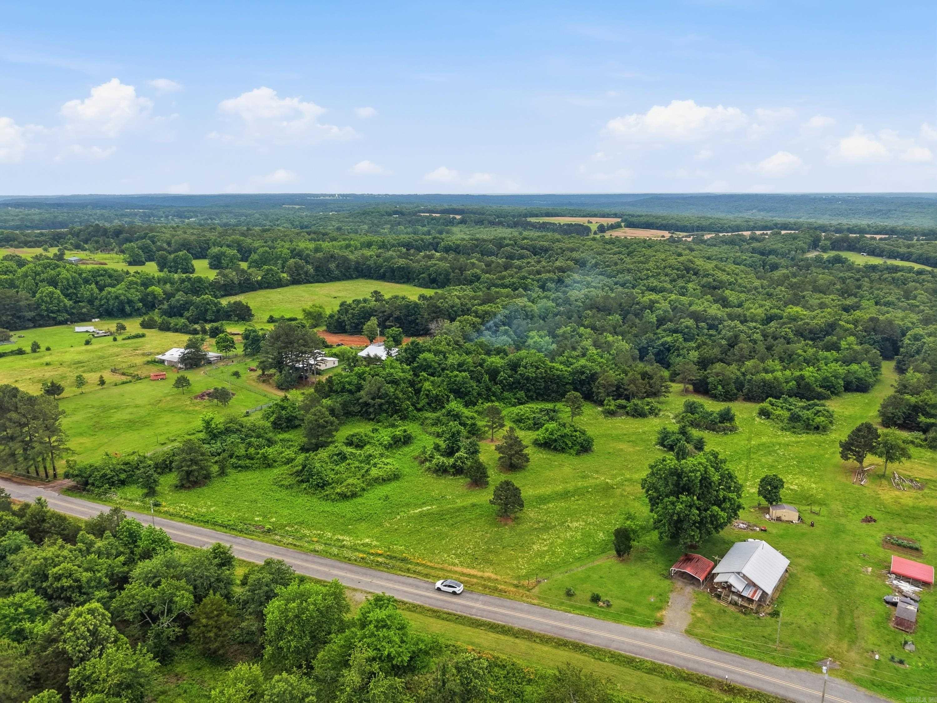 361 Romance Road  Romance, AR