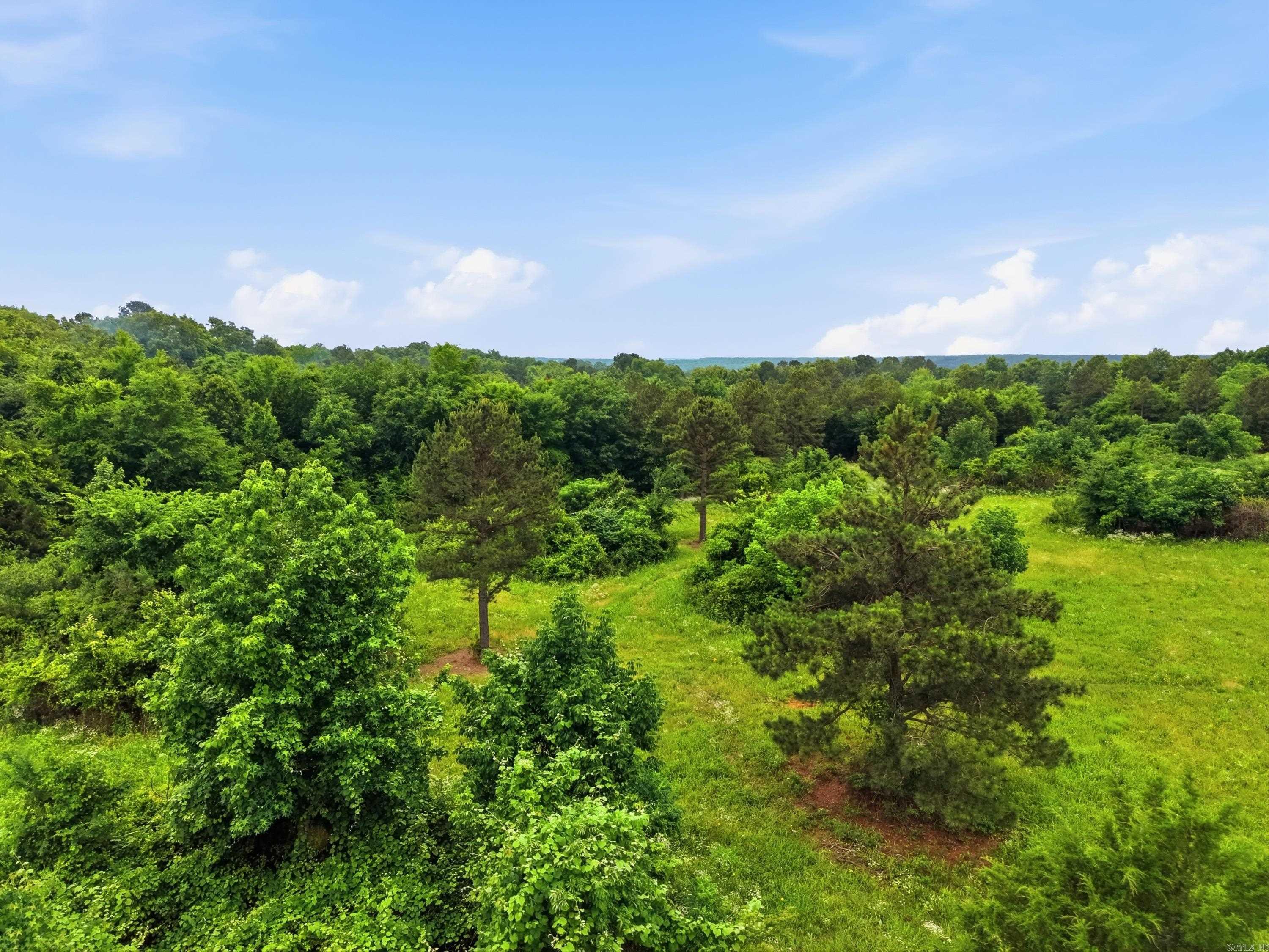 361 Romance Road  Romance, AR
