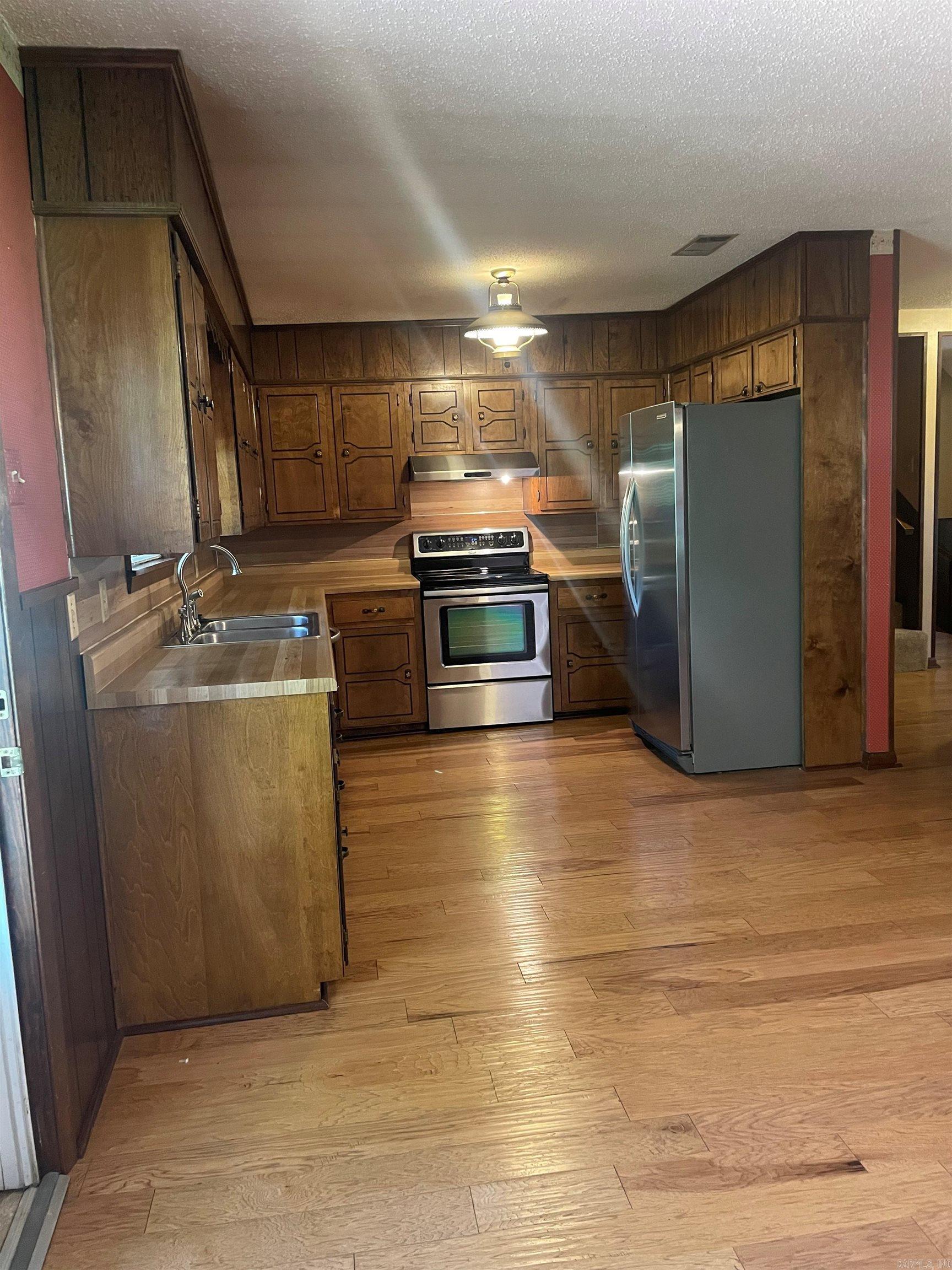 7241 Ross  Benton, AR