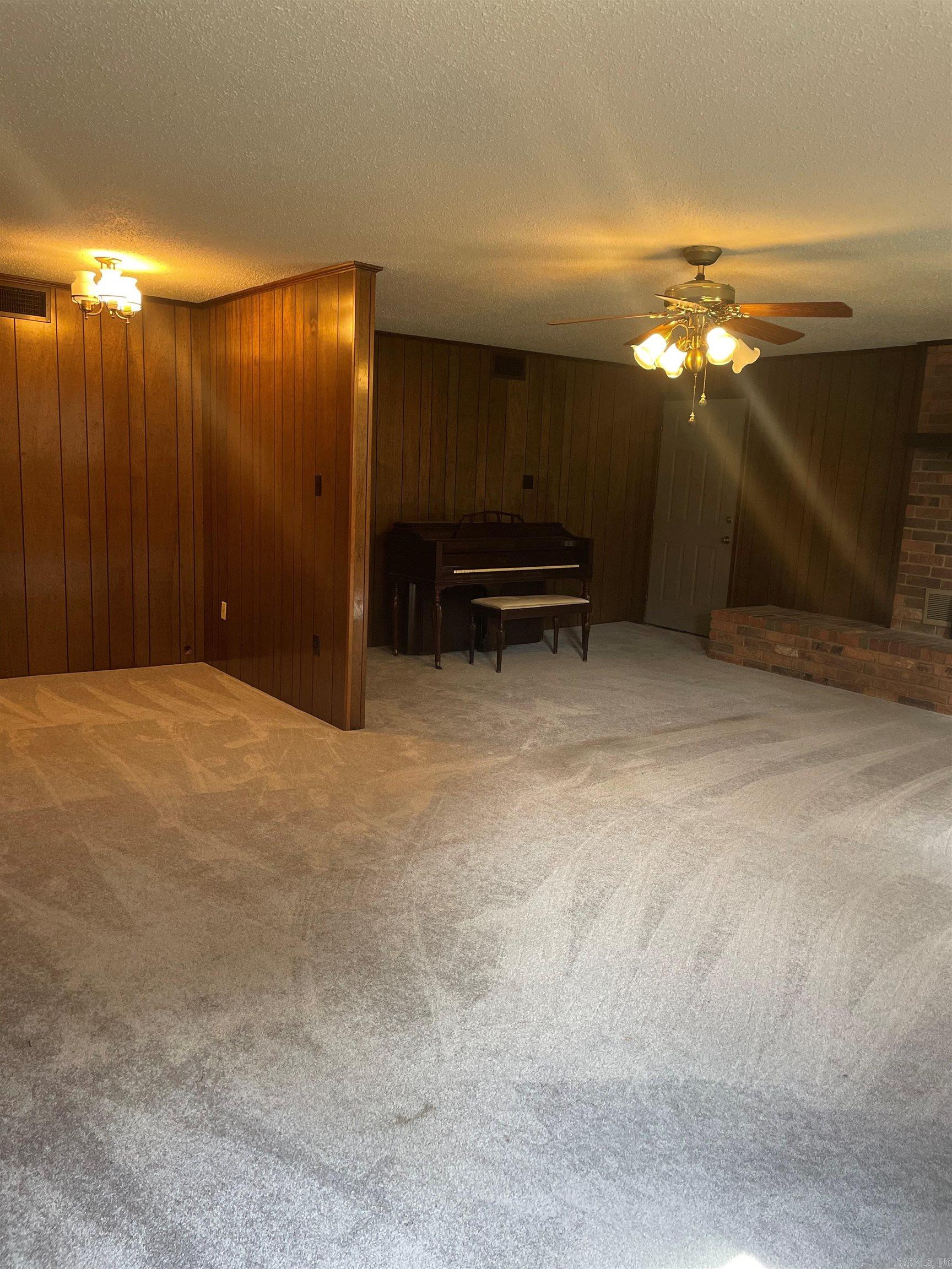 7241 Ross  Benton, AR