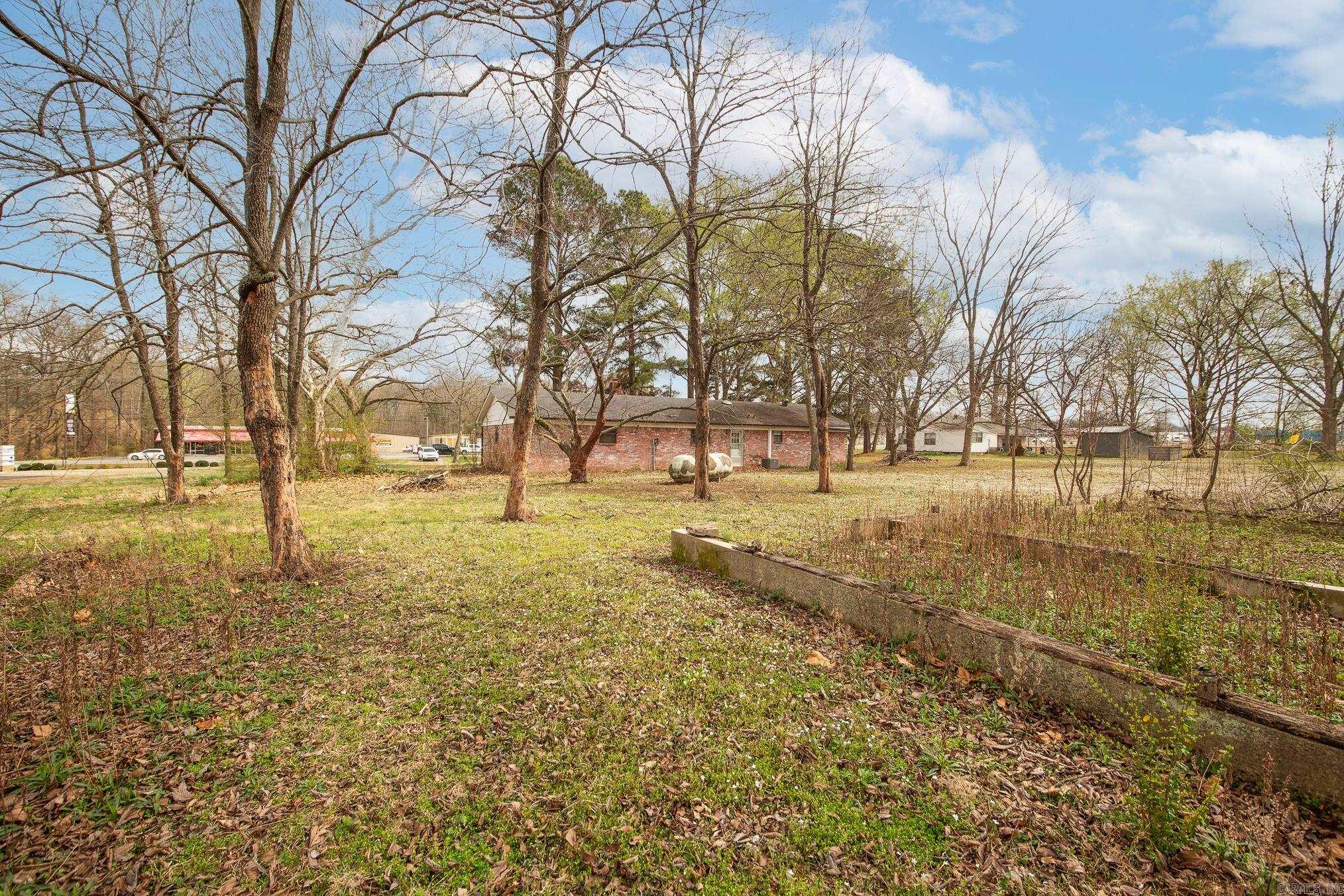 2302 S Pine  Cabot, AR