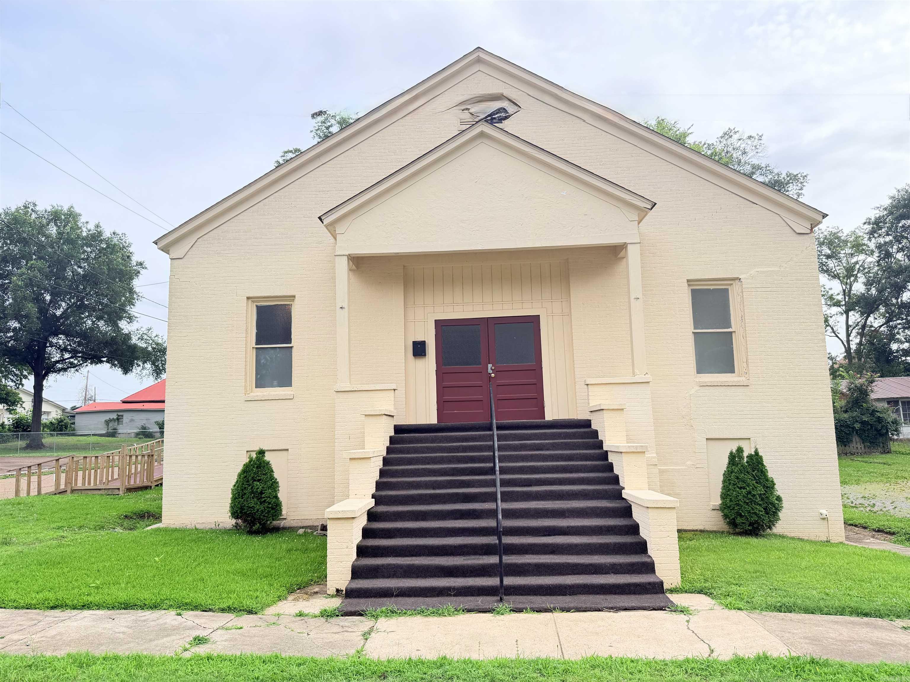 501 W Block  El Dorado, AR
