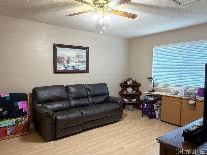 24 Chinook  North Little Rock, AR