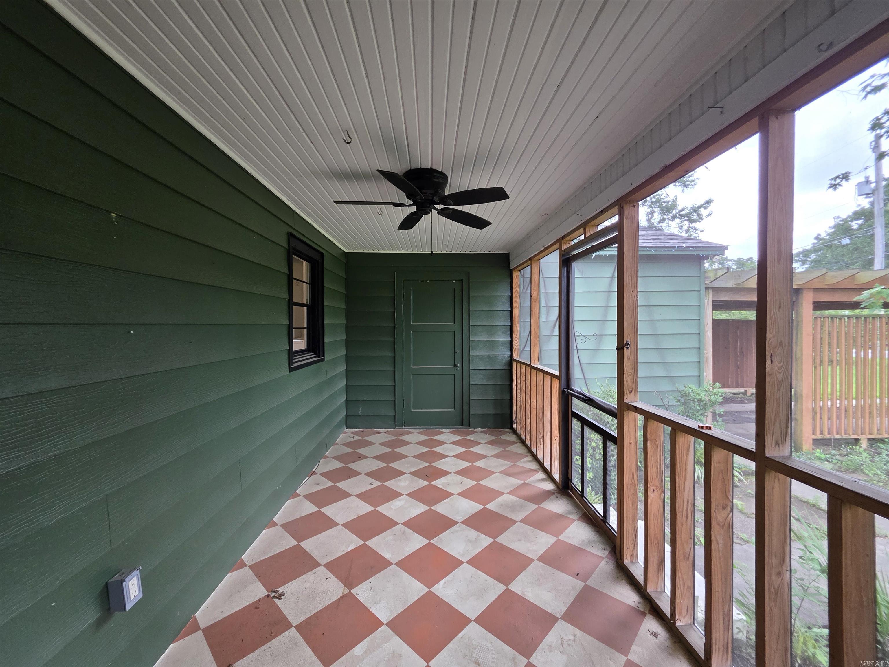 201 W M  North Little Rock, AR