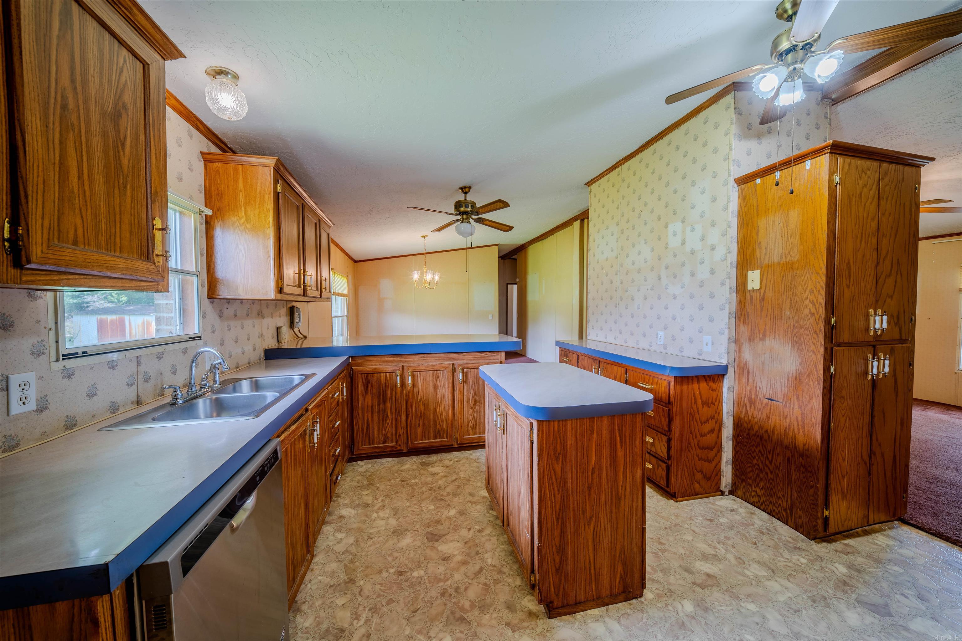 6659 Calhoun 37  Hampton, AR