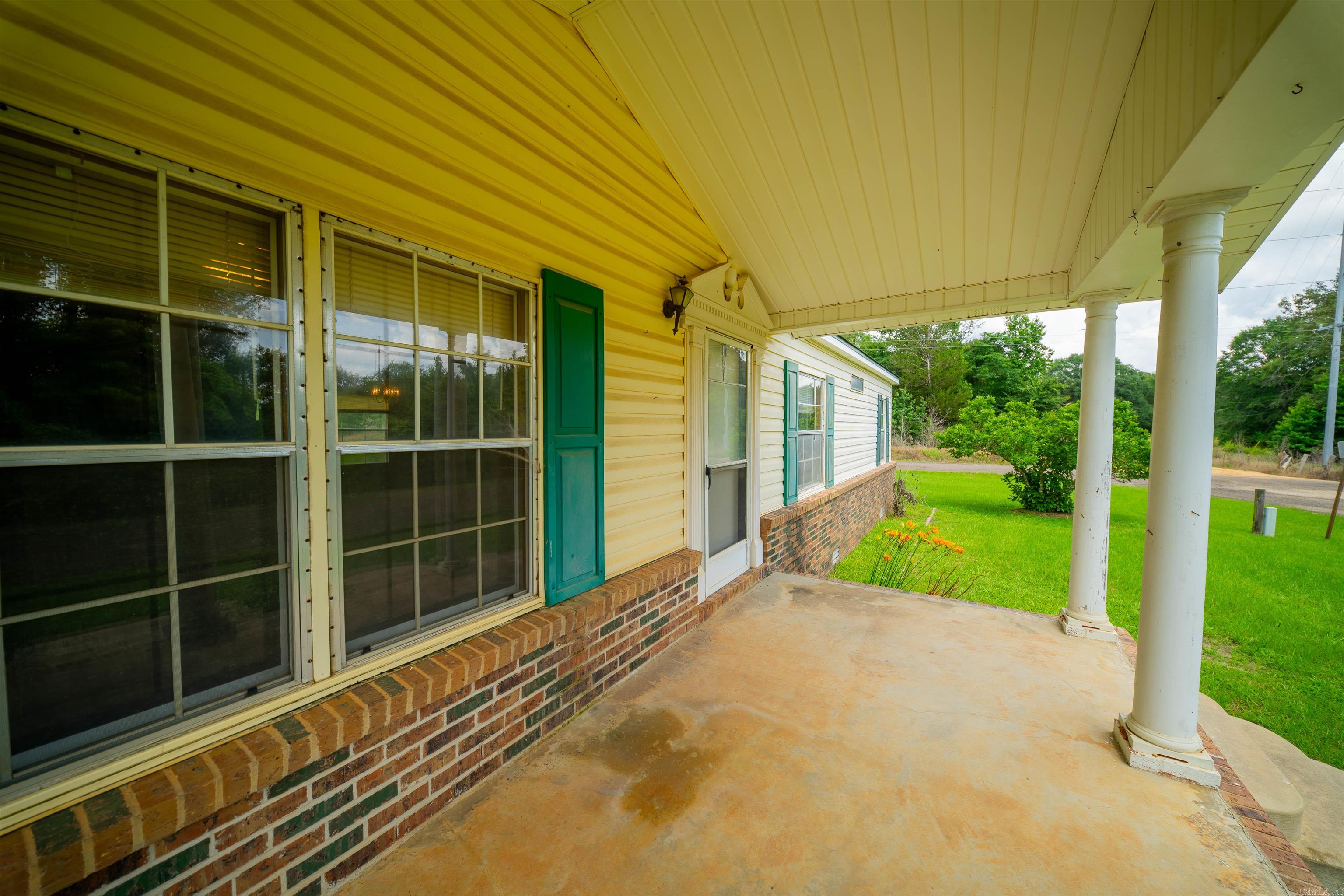 6659 Calhoun 37  Hampton, AR