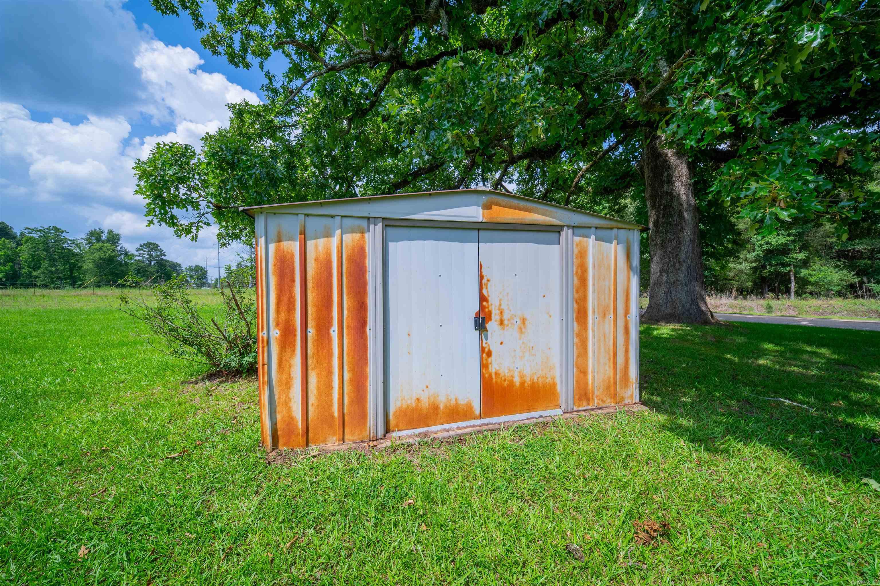 6659 Calhoun 37  Hampton, AR
