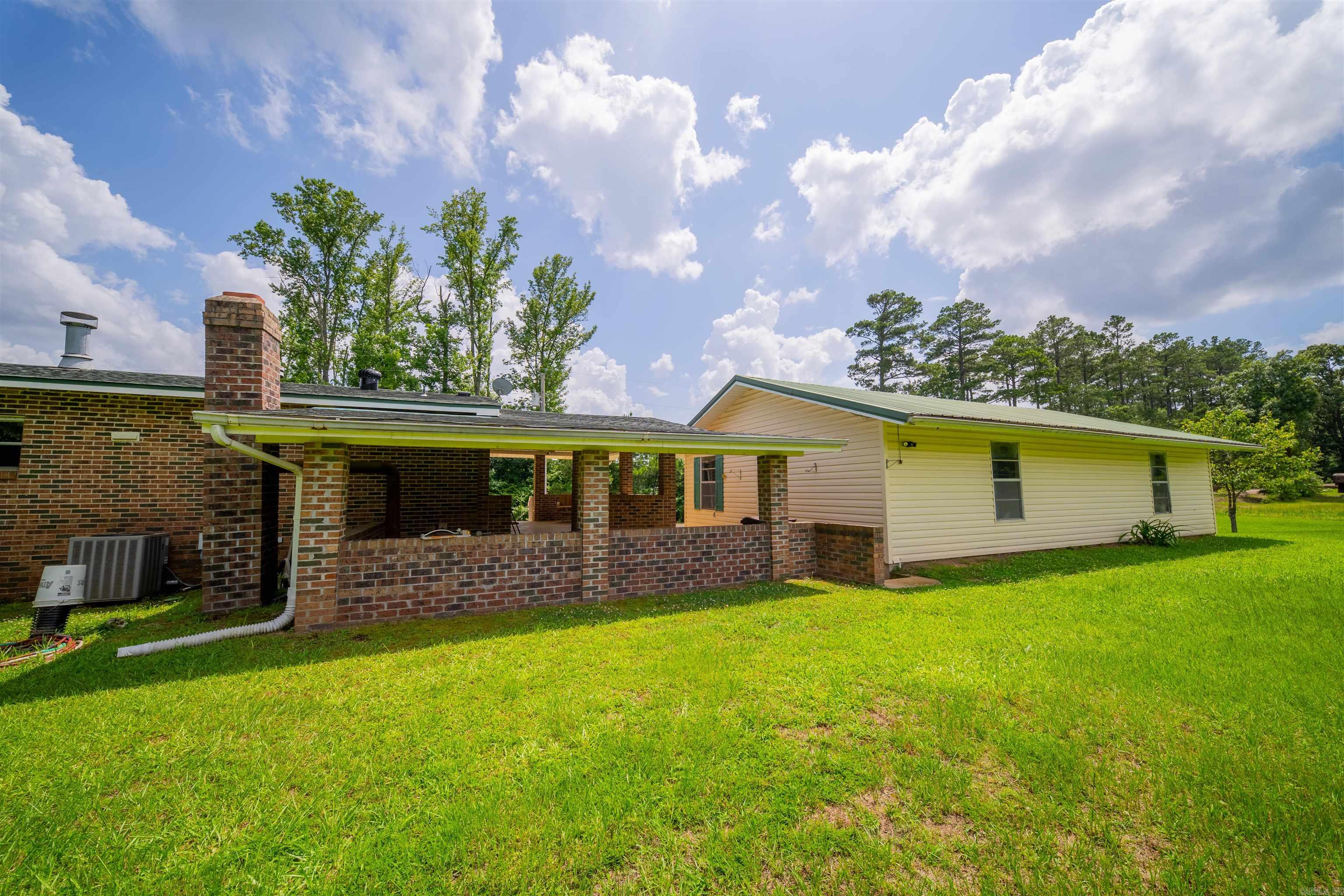 6659 Calhoun 37  Hampton, AR