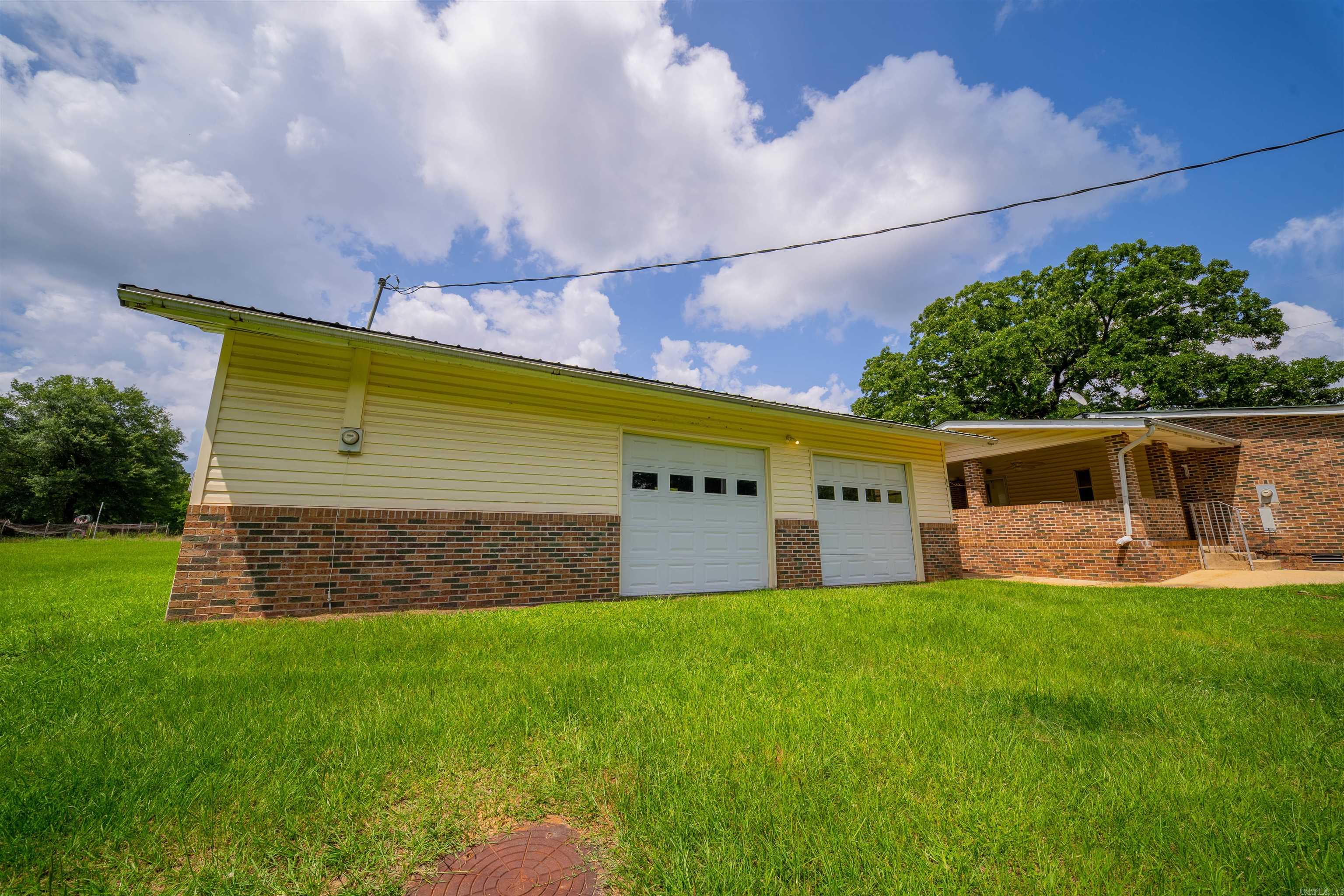 6659 Calhoun 37  Hampton, AR