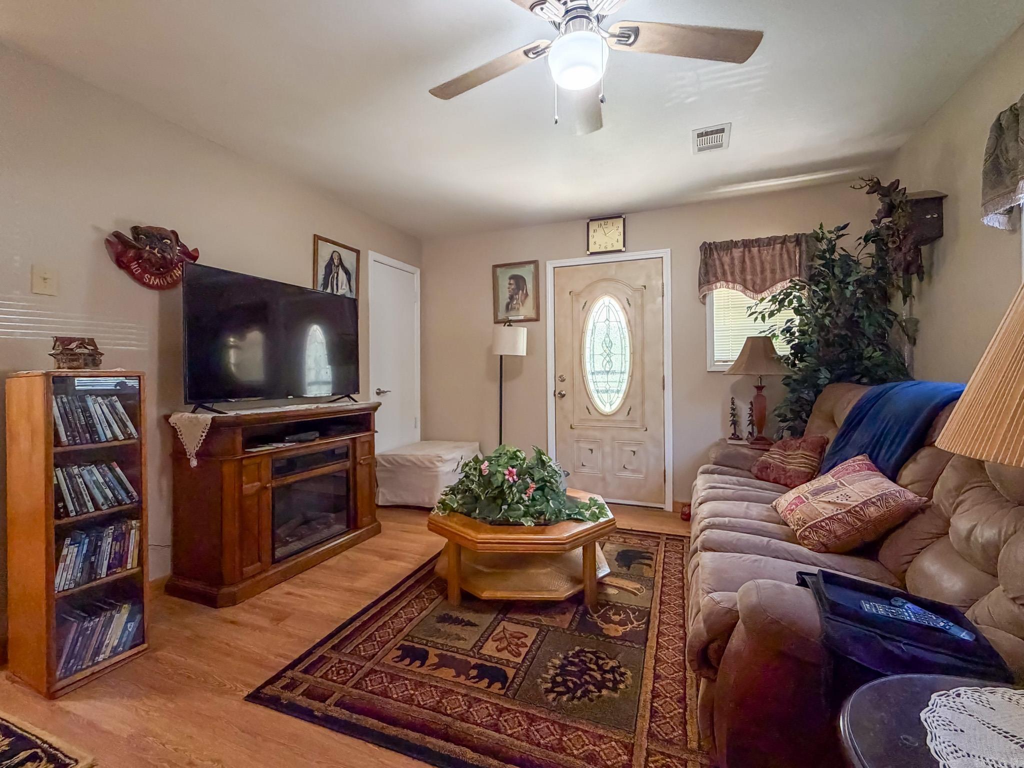 38 Allen Road Smithville, AR 72466