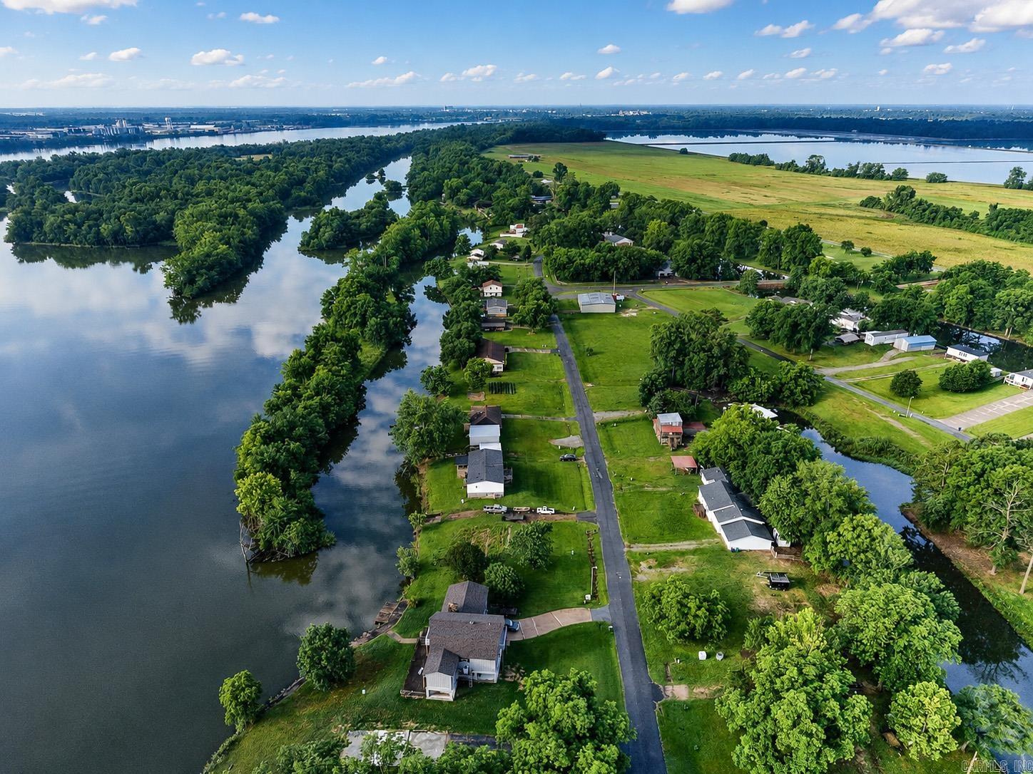3215 Holiday  White Hall, AR