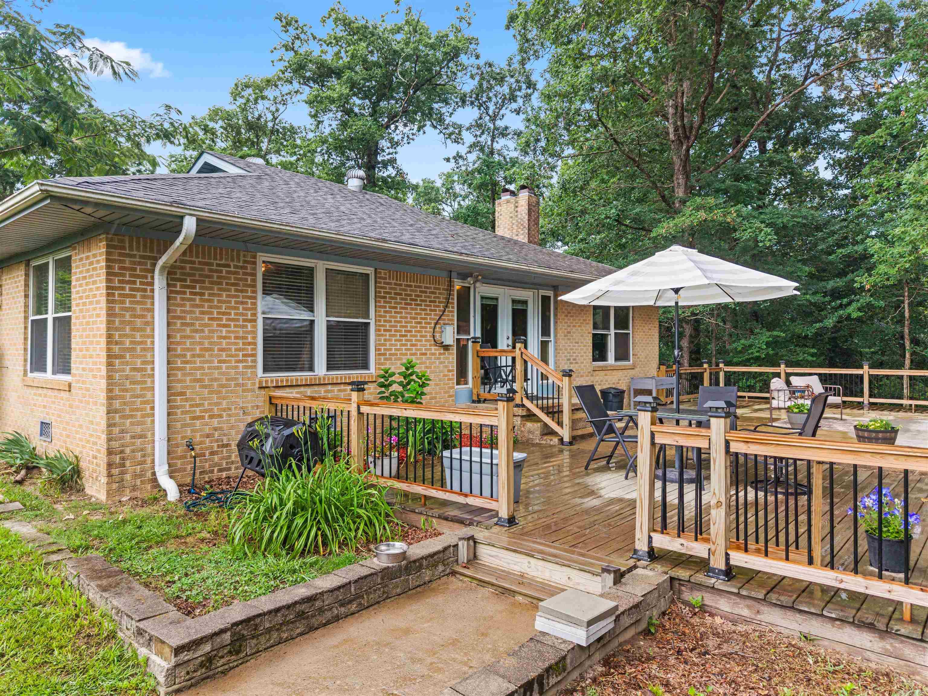 6946 US-71 S  Cove, AR