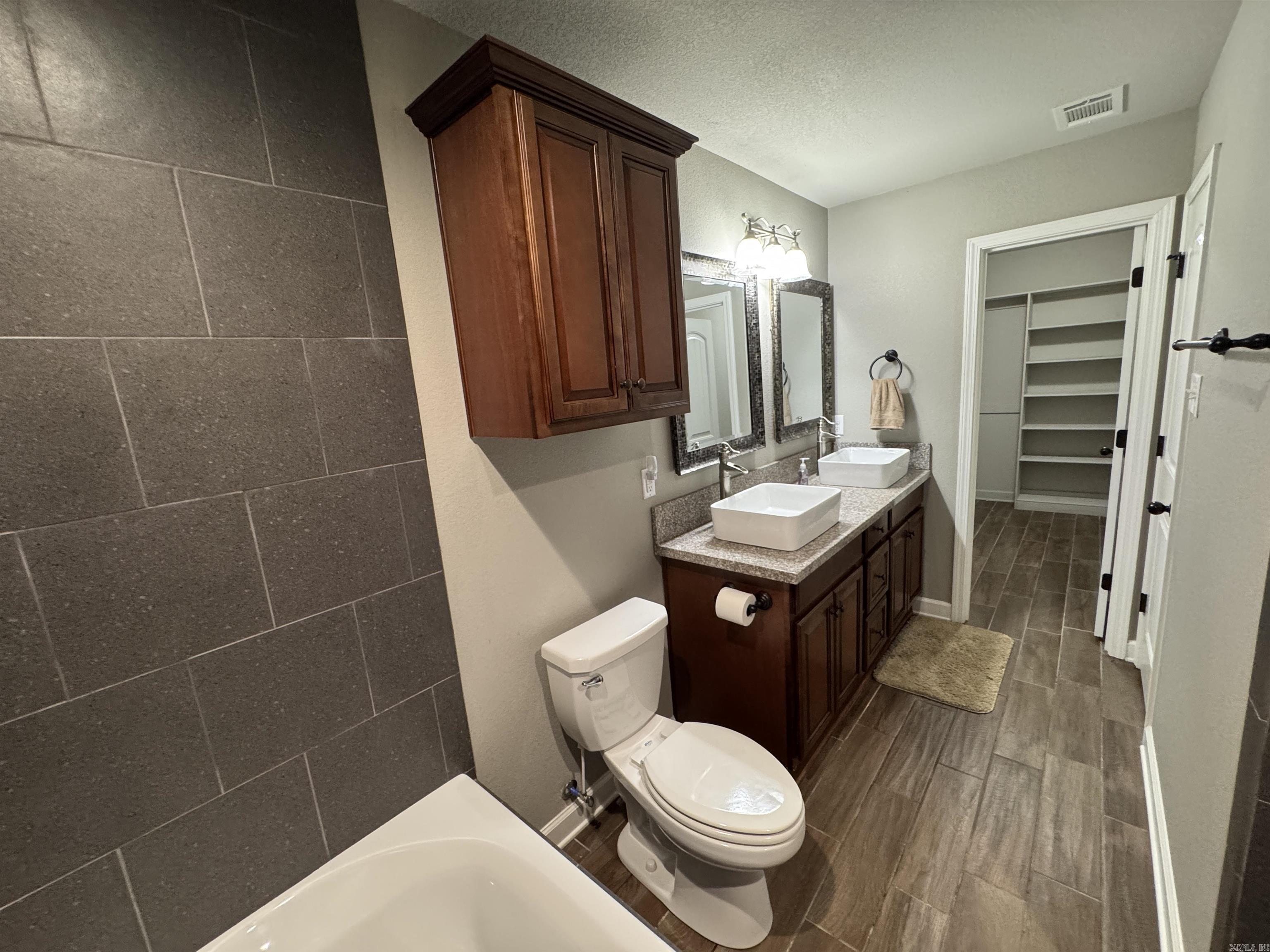 476 Bobwhite  Lonoke, AR