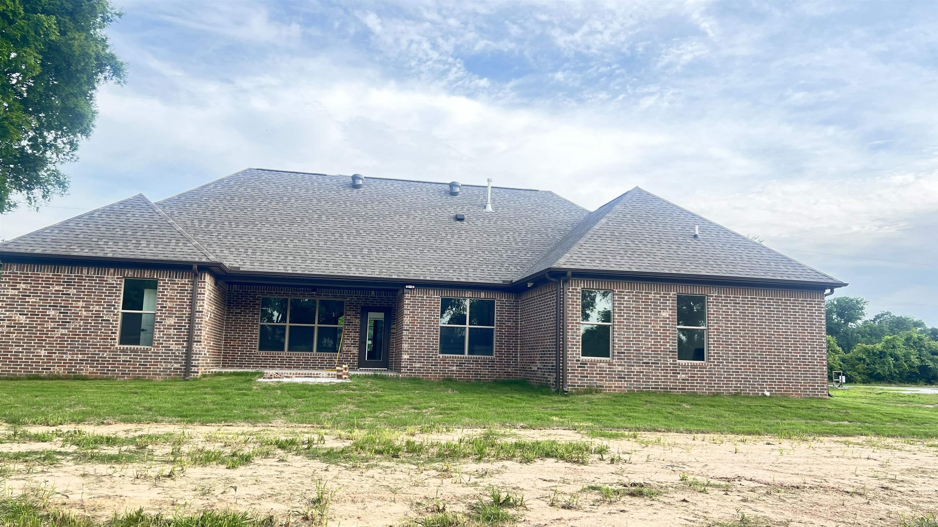 11100 Craig Rd.  Scott, AR