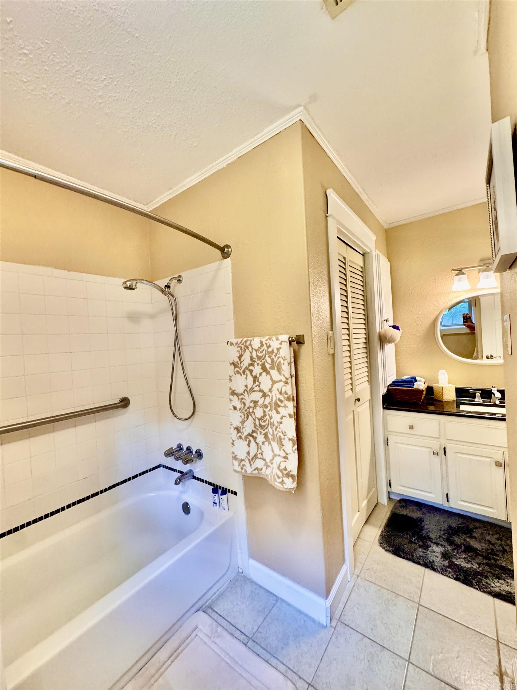 124 Kathy Lane Hot Springs, AR 71913