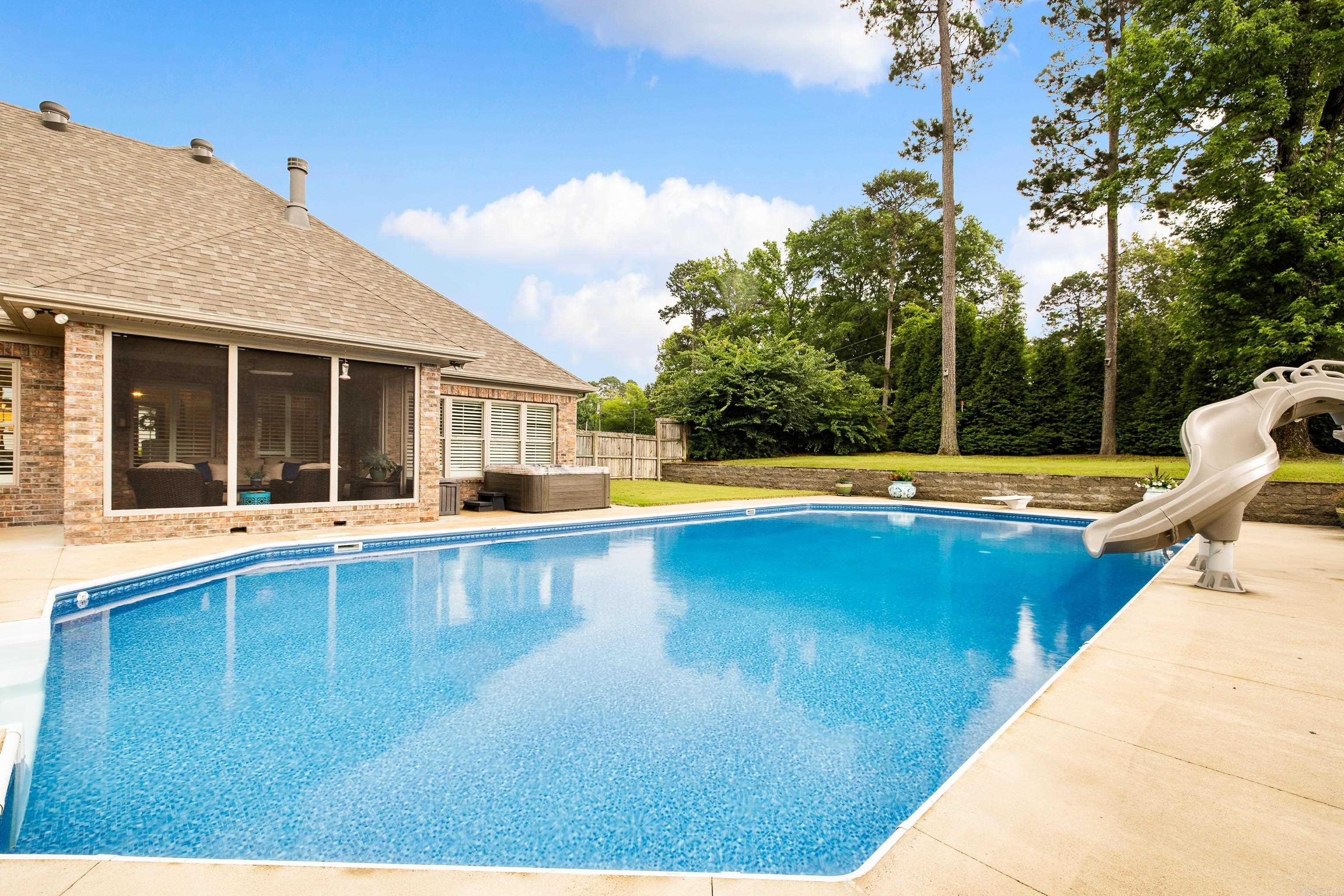 6533 Westminster  Benton, AR