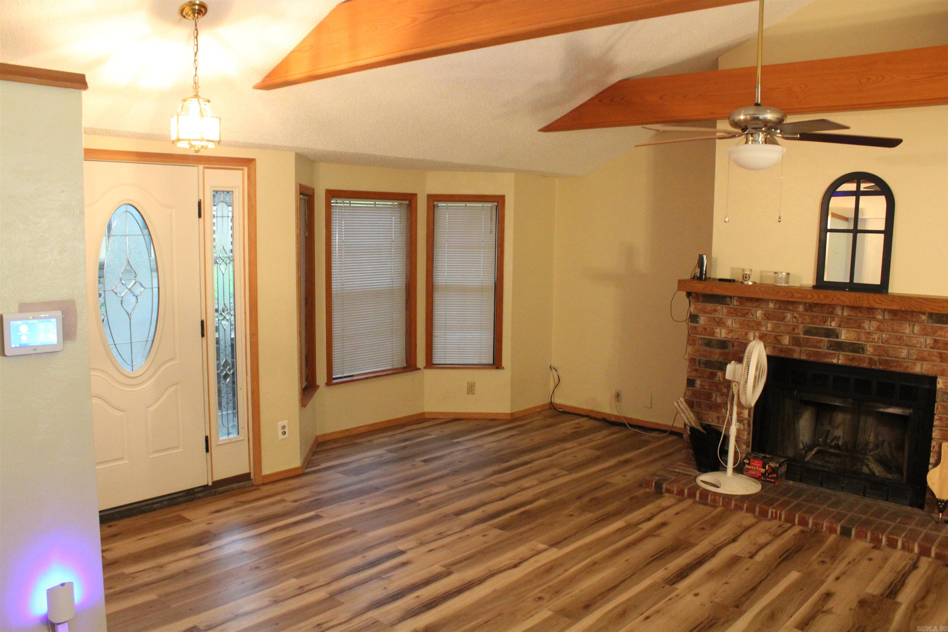 2729 3348  Clarksville, AR