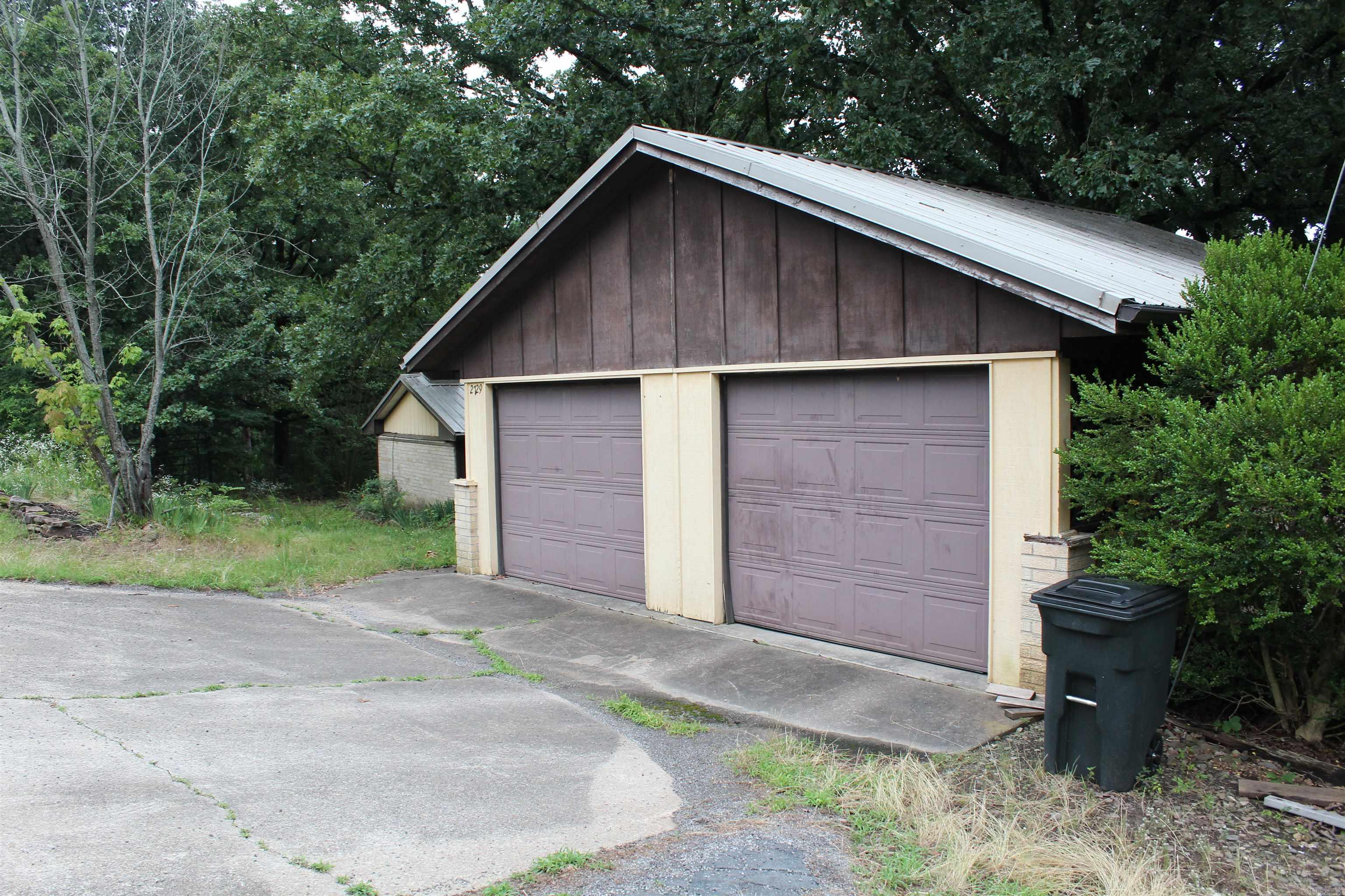 2729 3348  Clarksville, AR