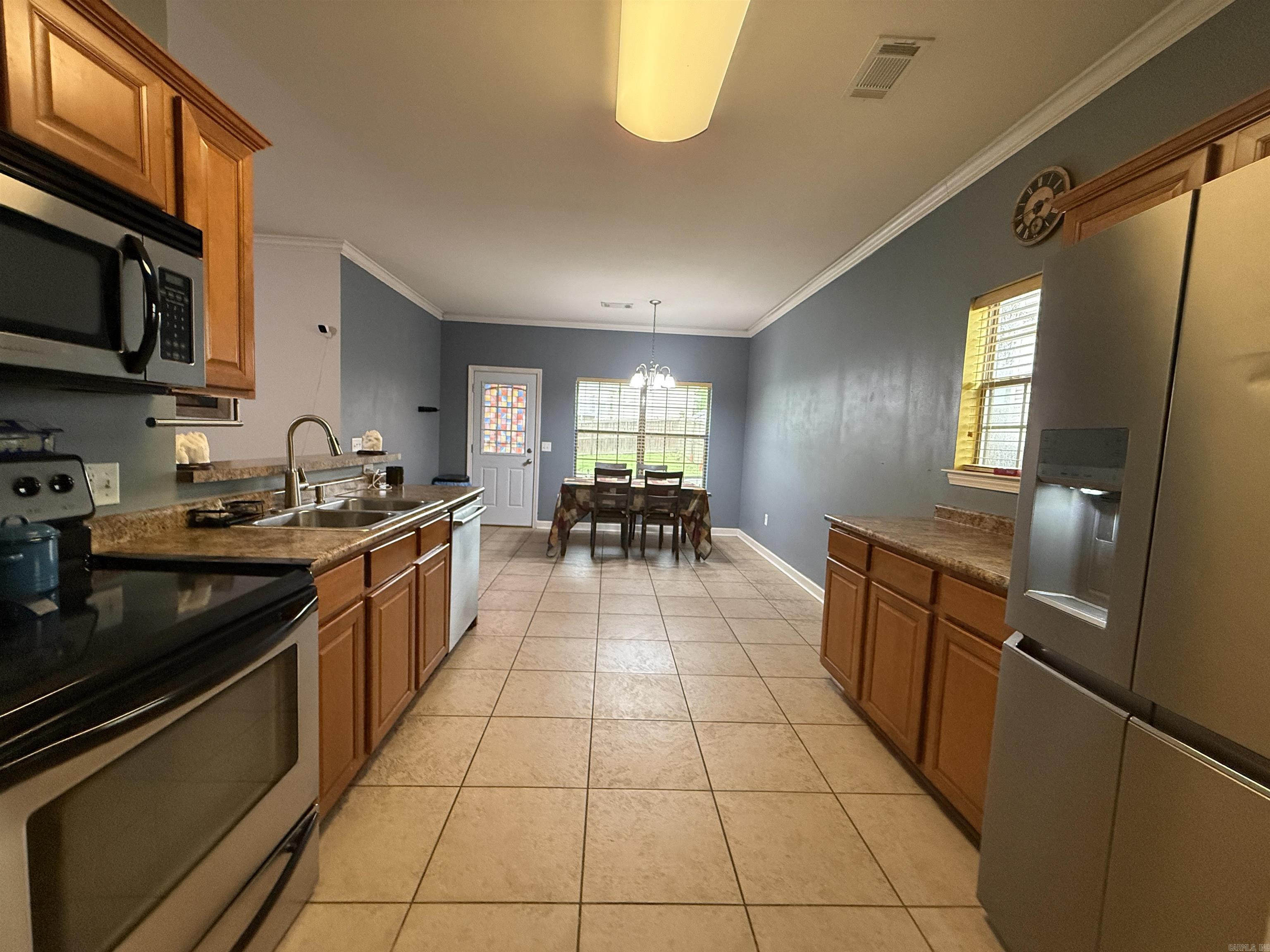 1911 Perry Street Little Rock, AR 72204