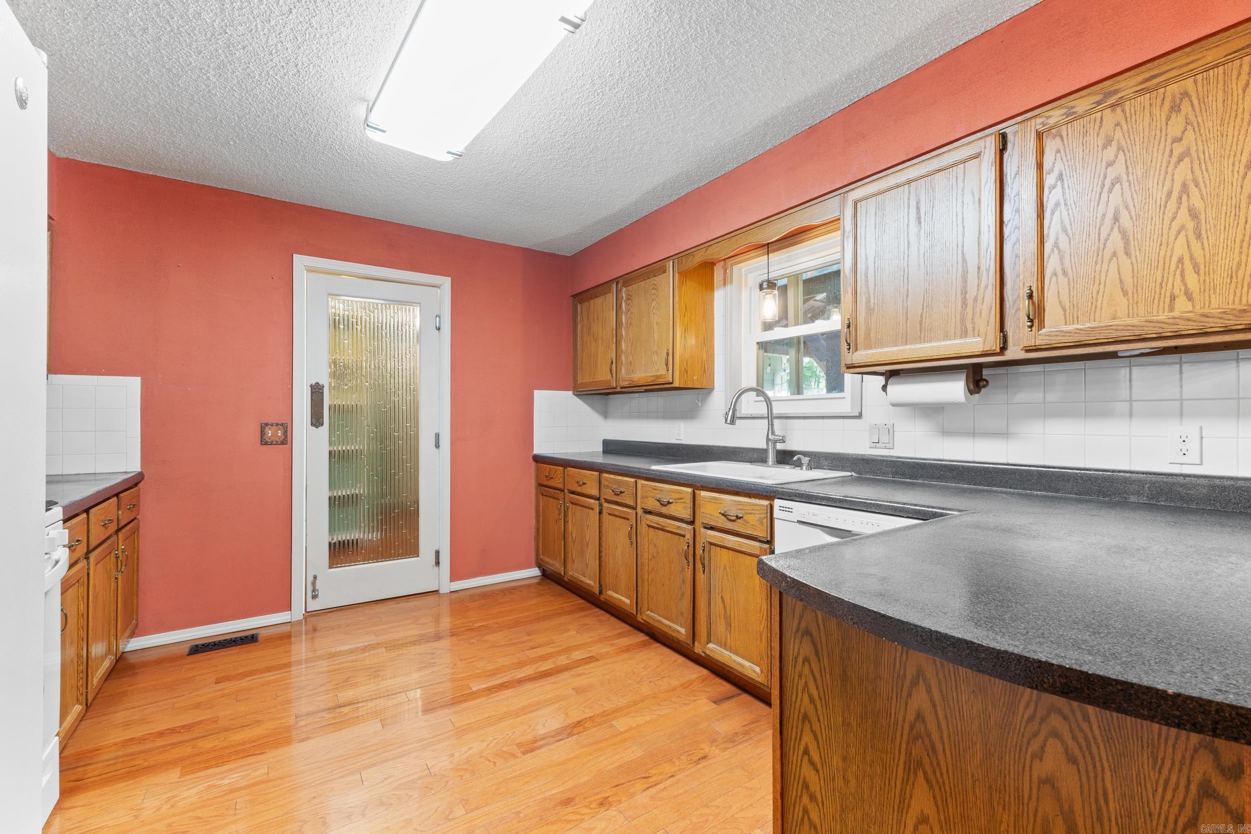 3831 Old Miltary Road  Mountain Home, AR