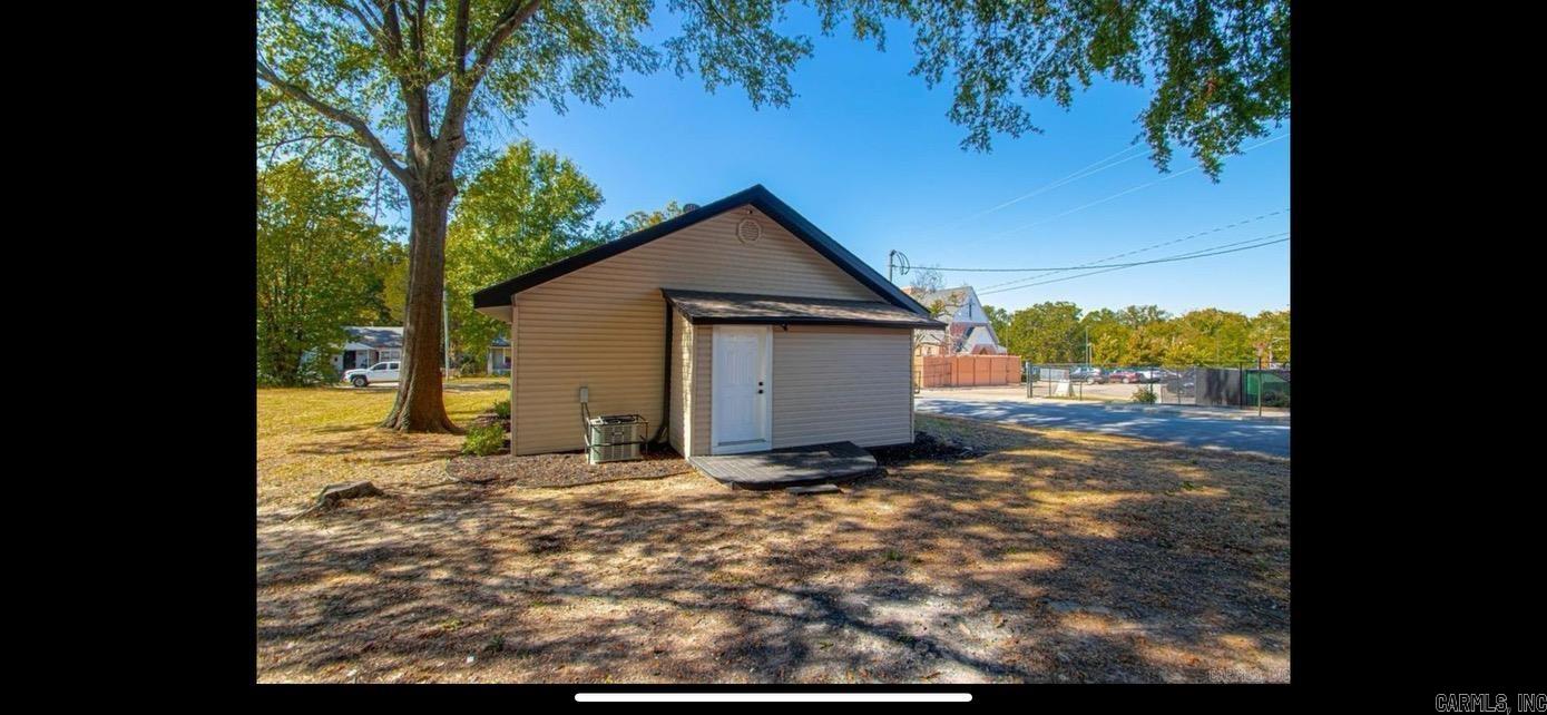2501 S Maple  Little Rock, AR