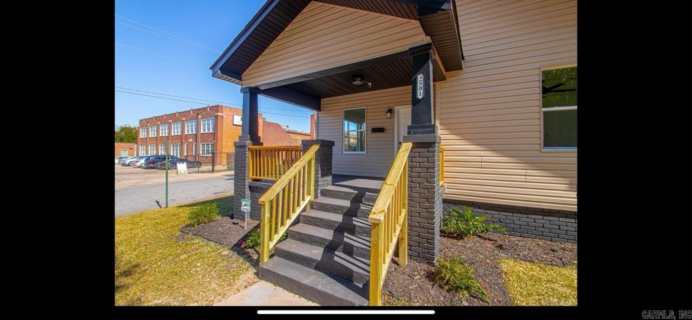 2501 S Maple  Little Rock, AR
