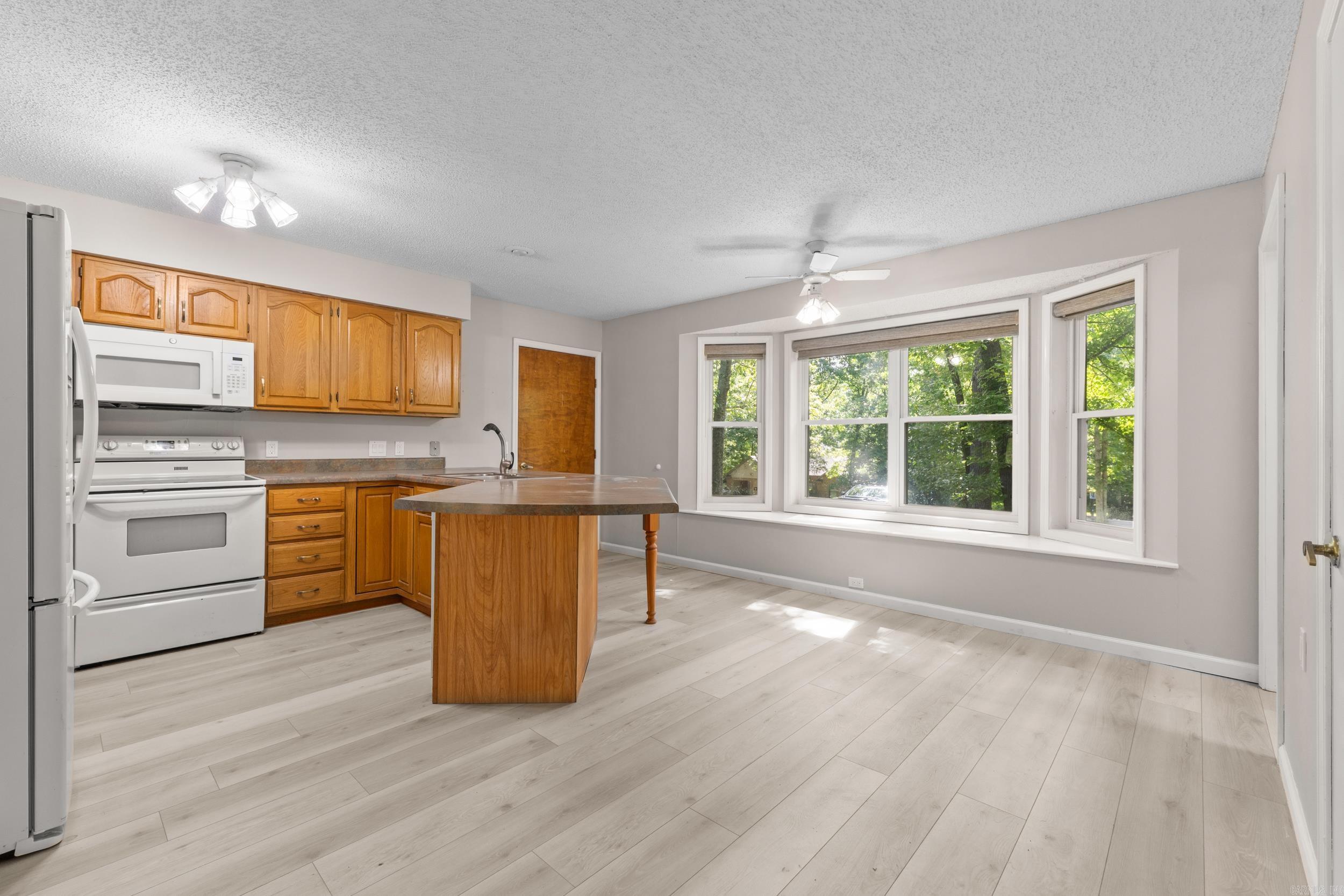 822 Pebblecreek Drive  Mountain Home, AR