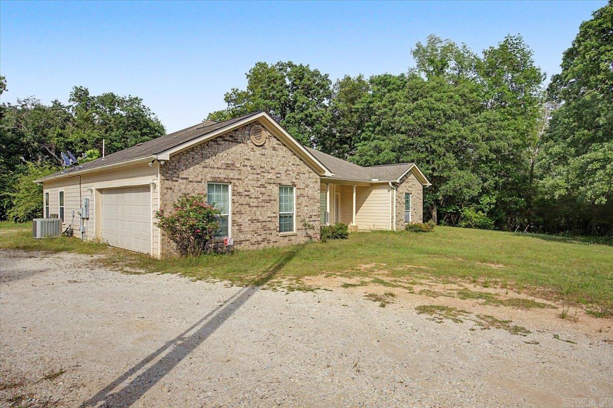 13677 Sulphur Springs Road  Malvern, AR