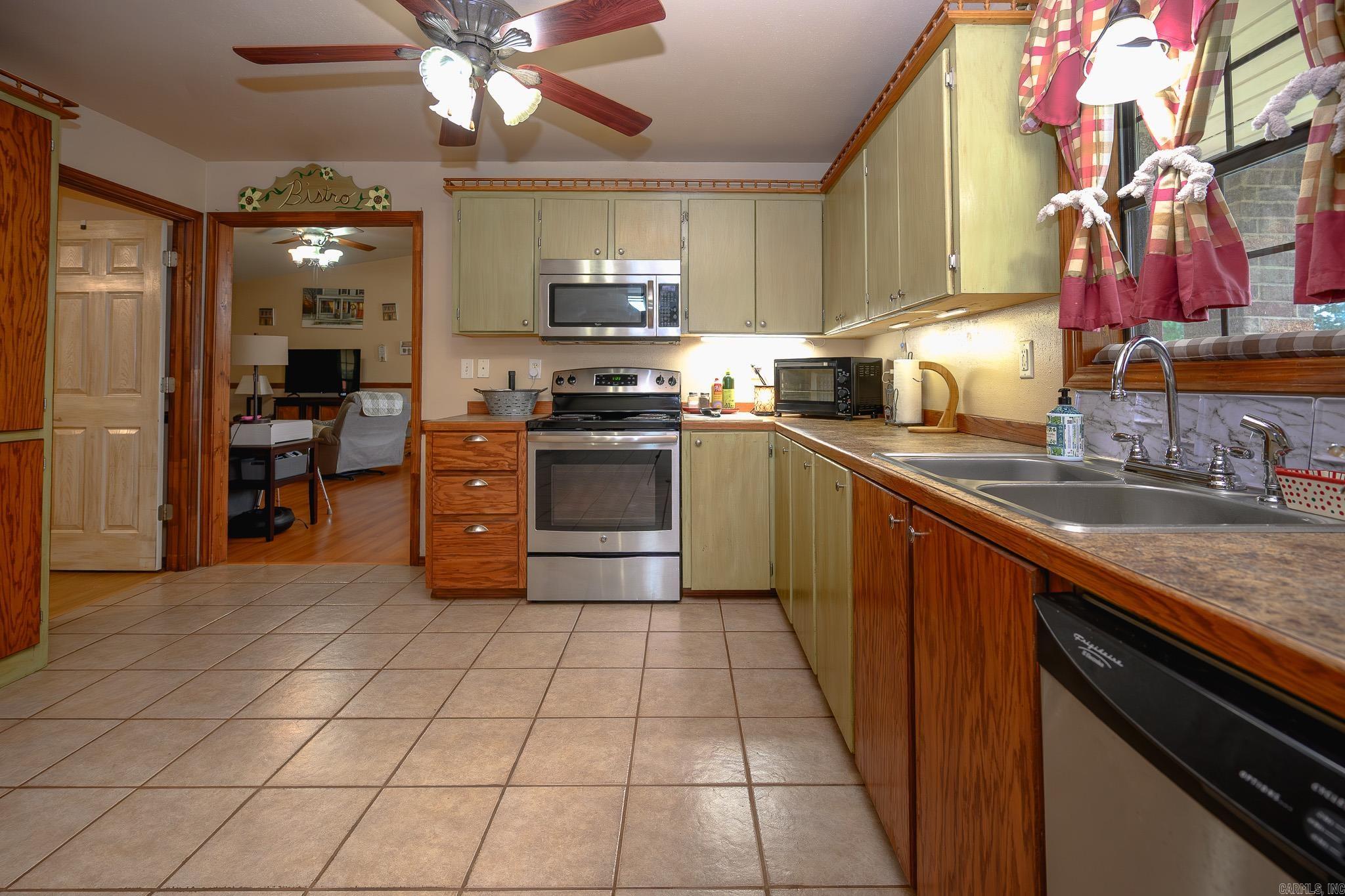 106 Ashton Place  De Queen, AR
