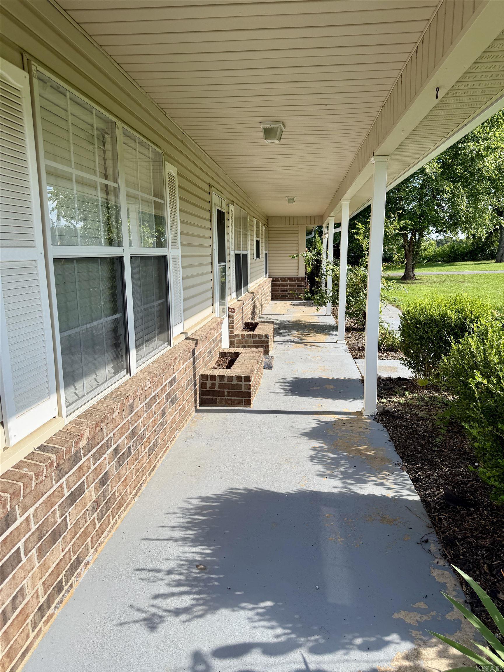 190 County Road 3437  Clarksville, AR