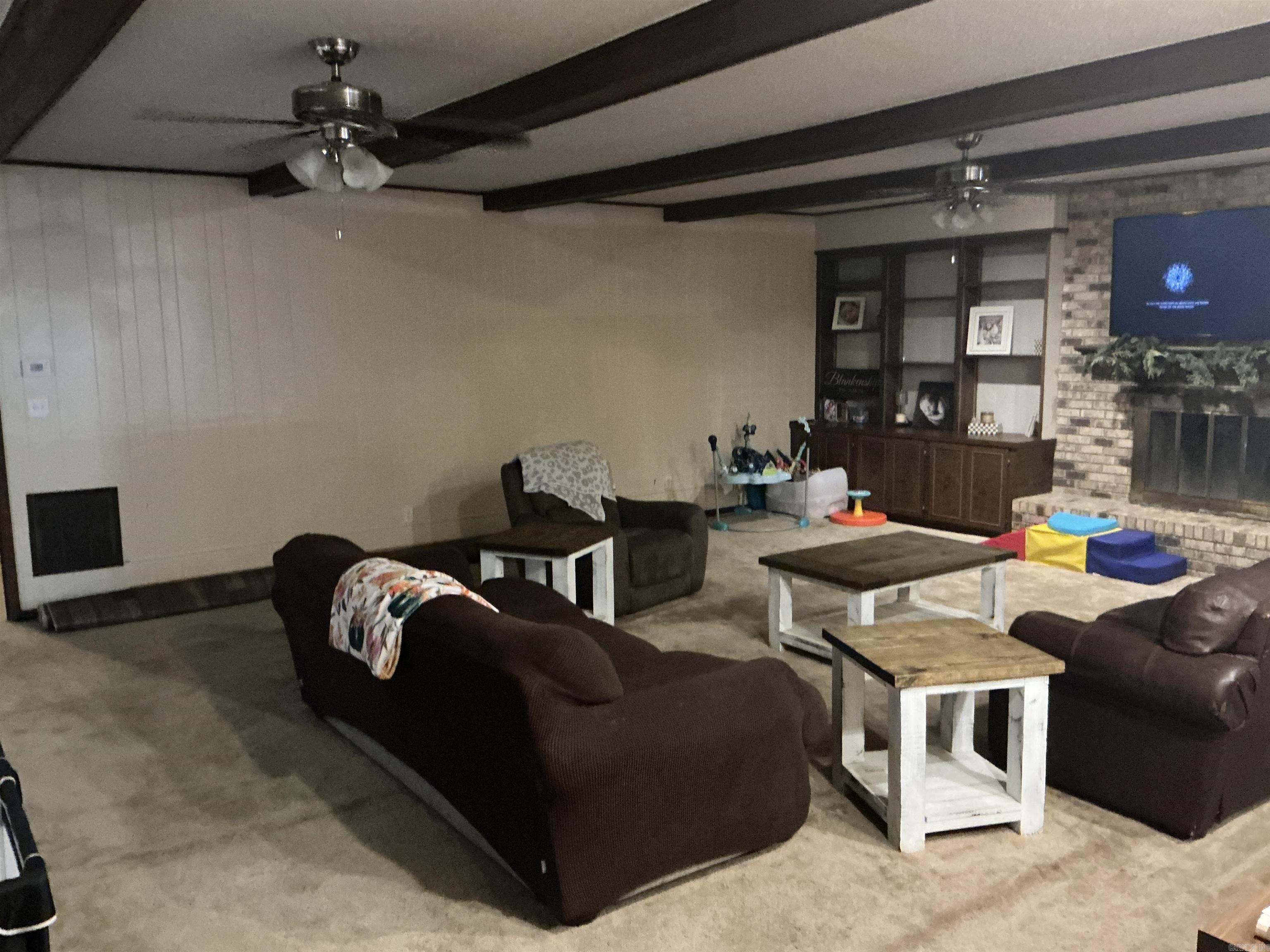 1006 Cedar Crossett, AR 71635