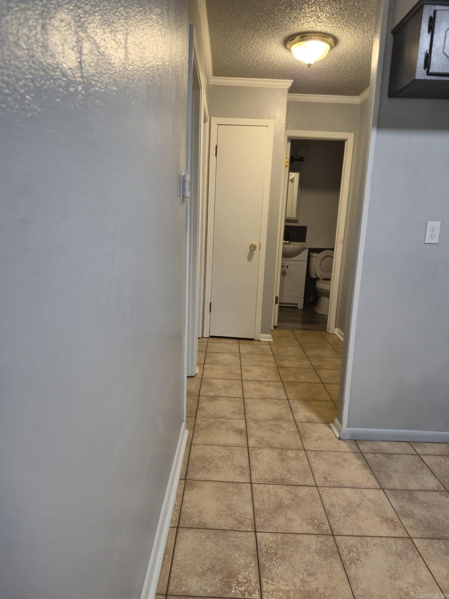 305 S Border  Benton, AR
