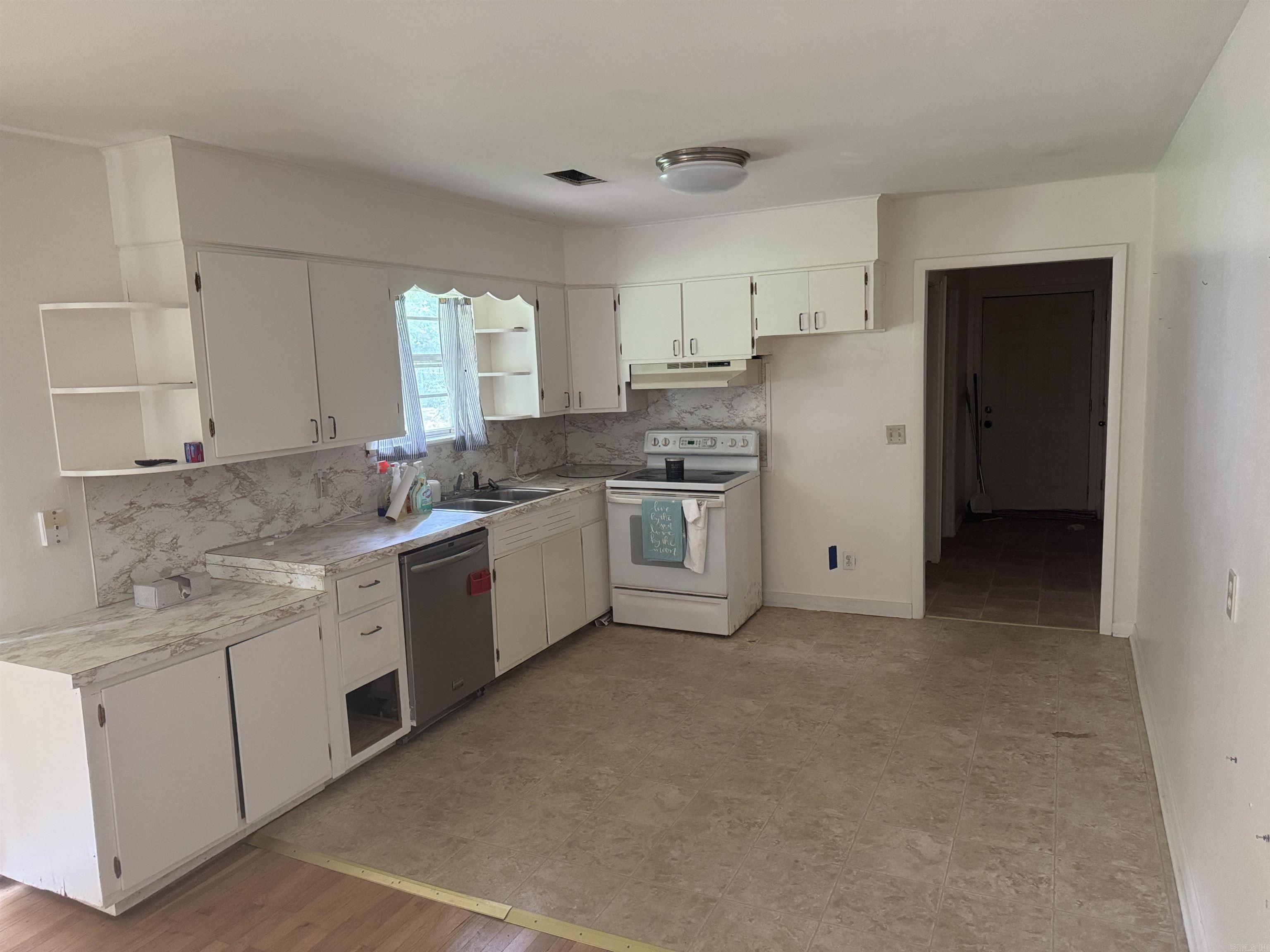 815 Lakeshore  Heber Springs, AR