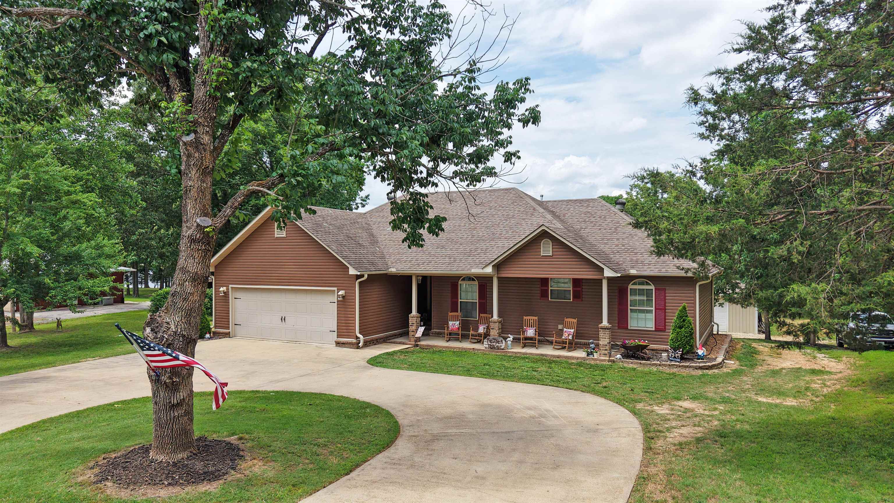 706 Indianapolis  Horseshoe Bend, AR