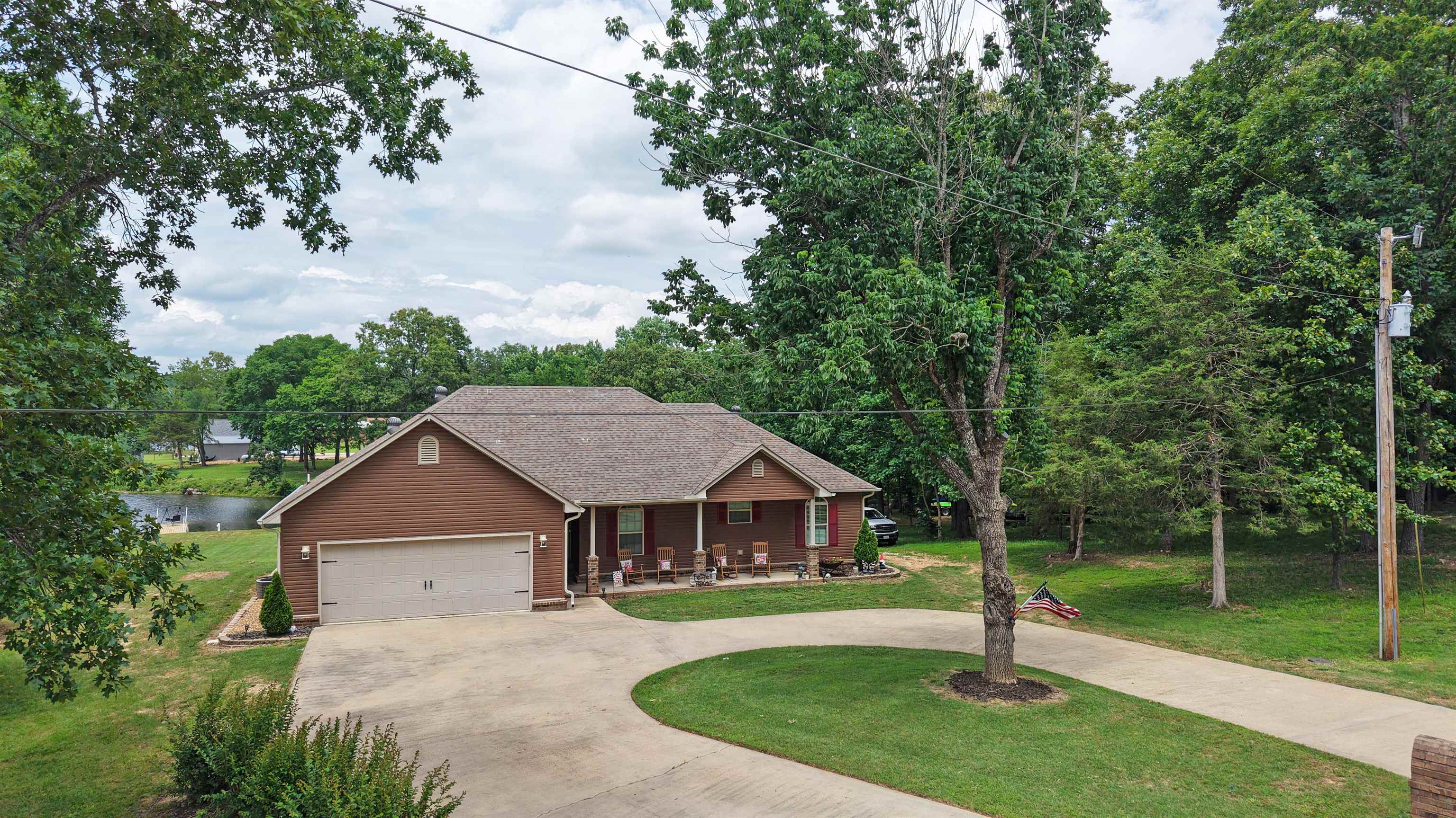 706 Indianapolis  Horseshoe Bend, AR