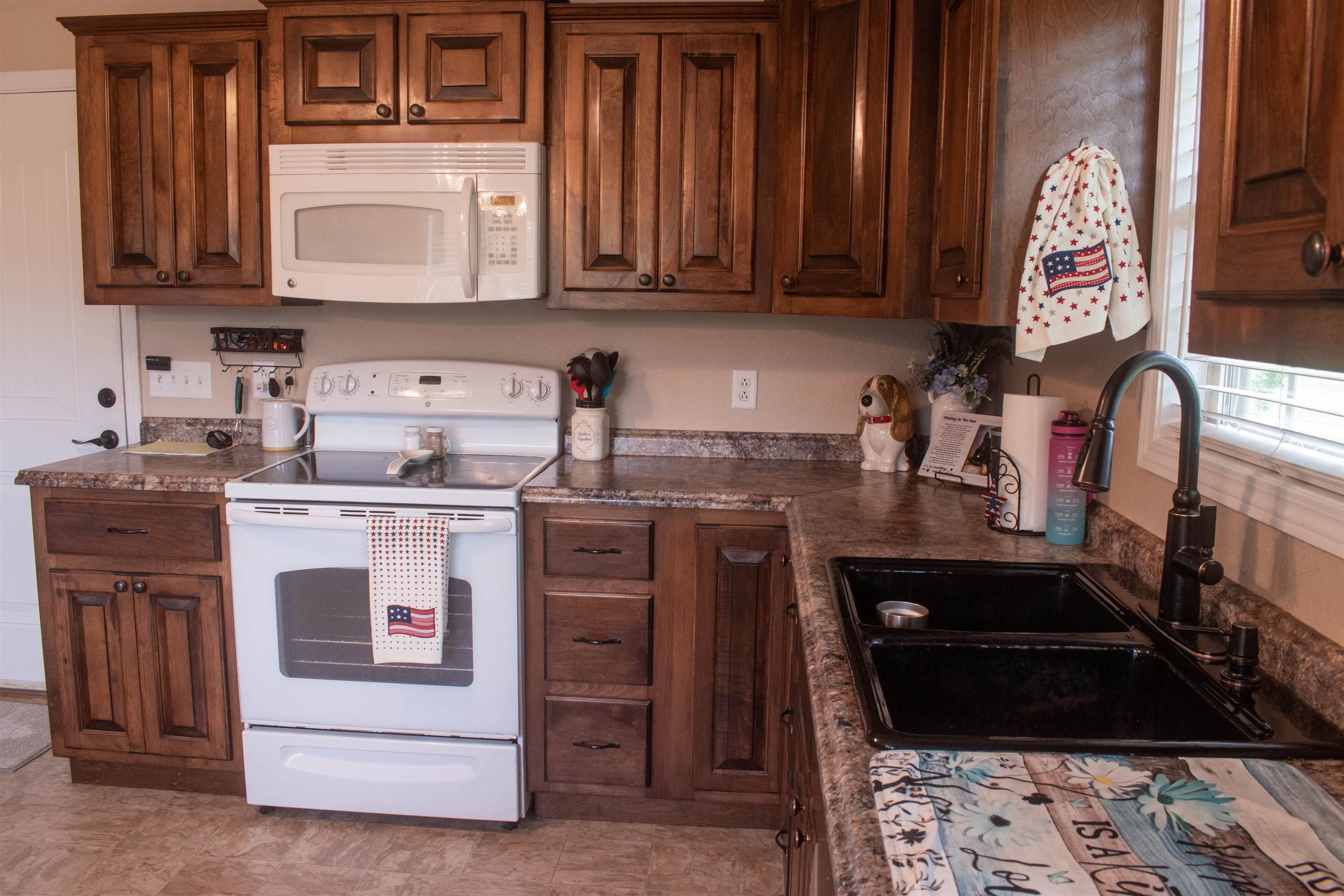 706 Indianapolis  Horseshoe Bend, AR