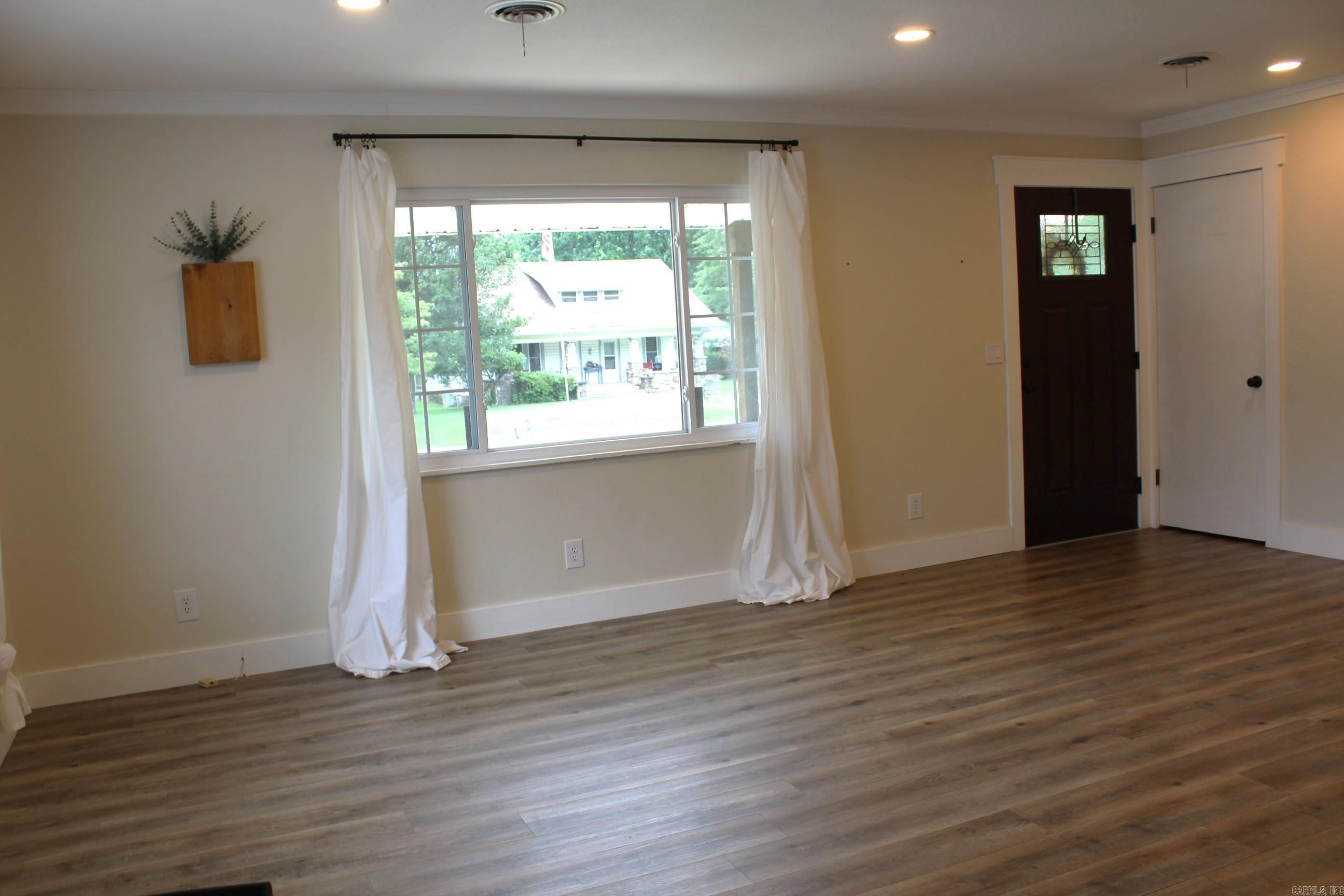 1805 Bethesda Road Mena, AR 71953