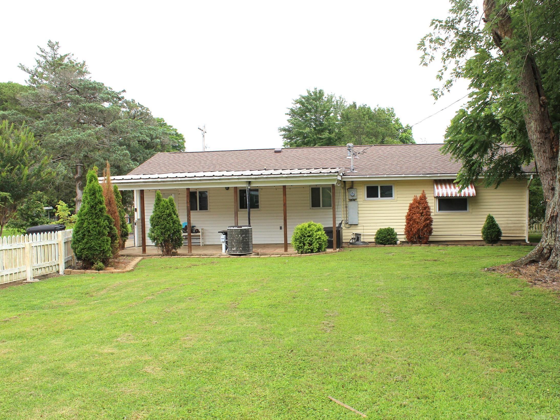 1805 Bethesda Road Mena, AR 71953