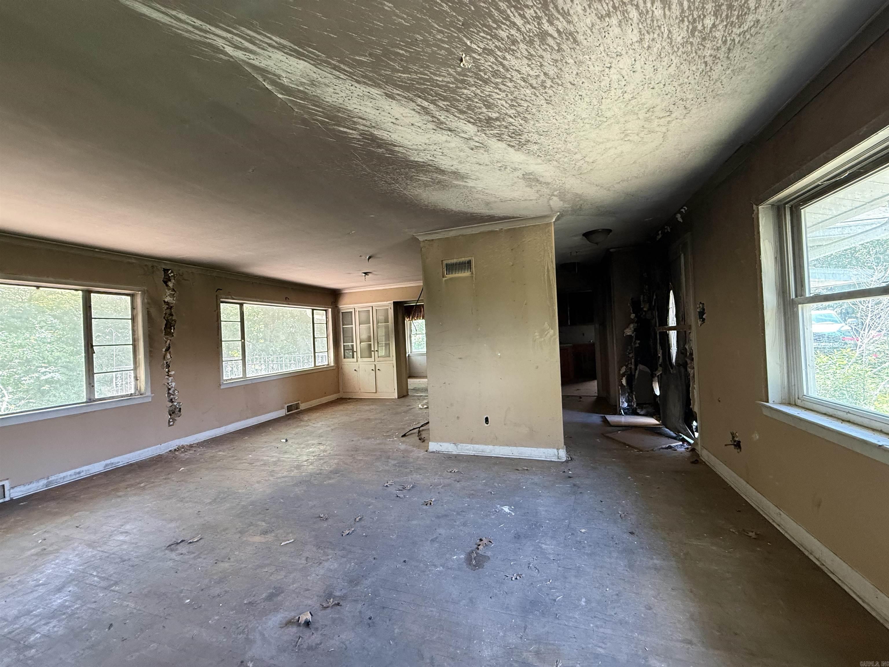 300 Neill  Helena, AR