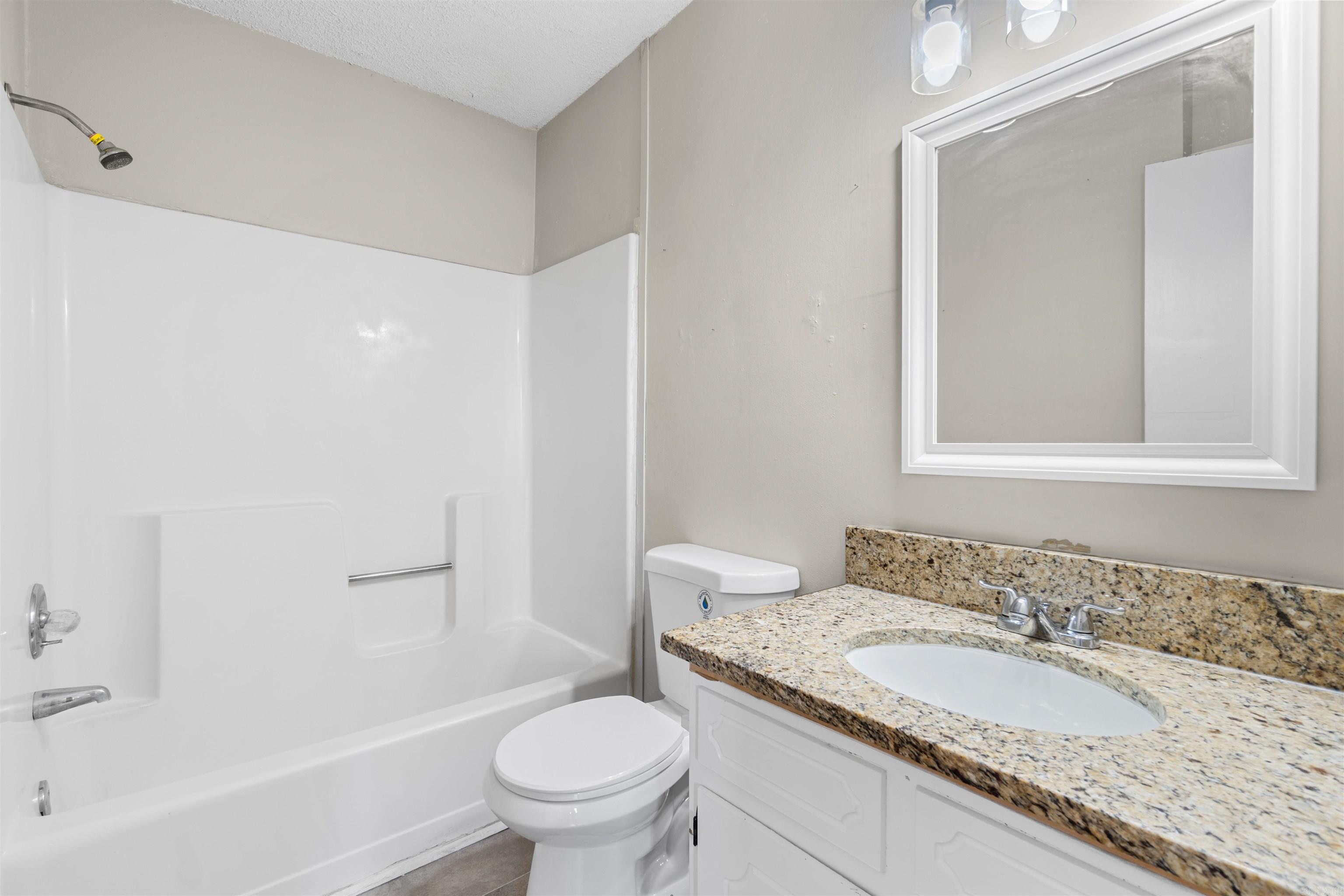 1099 W Elm St  Cabot, AR