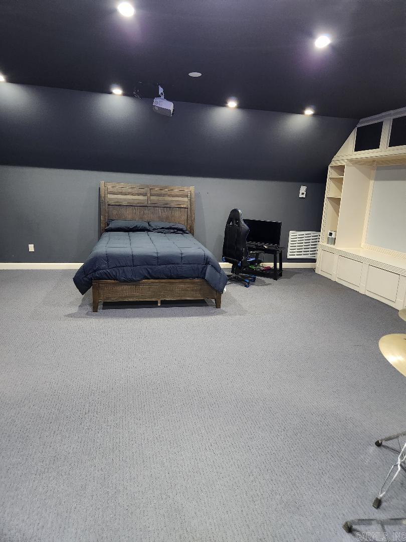 7720 E Worth  Benton, AR