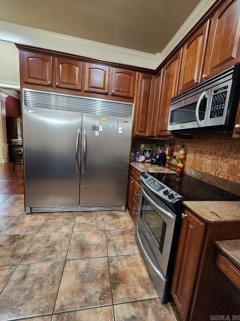 7720 E Worth  Benton, AR