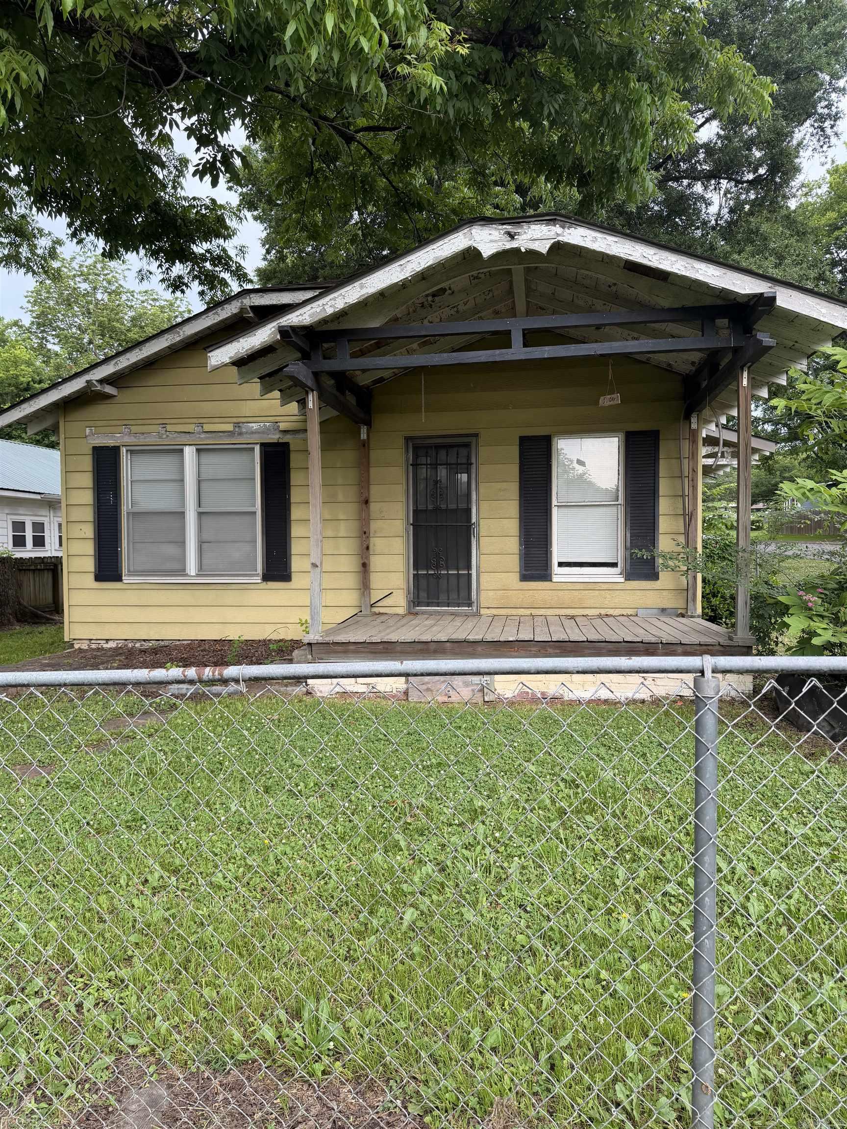 511 Oak  Morrilton, AR