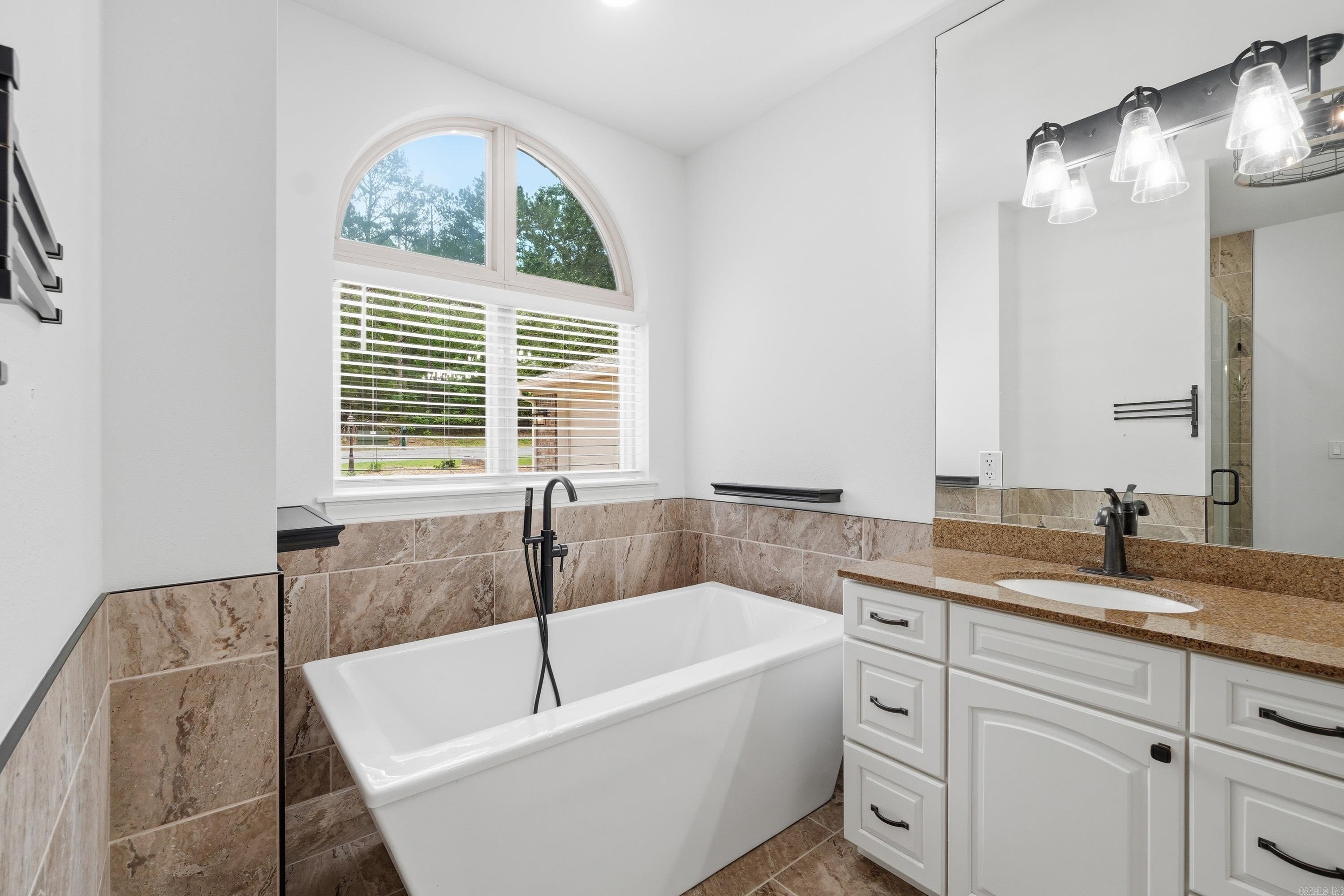 116 Fairway  Fairfield Bay, AR