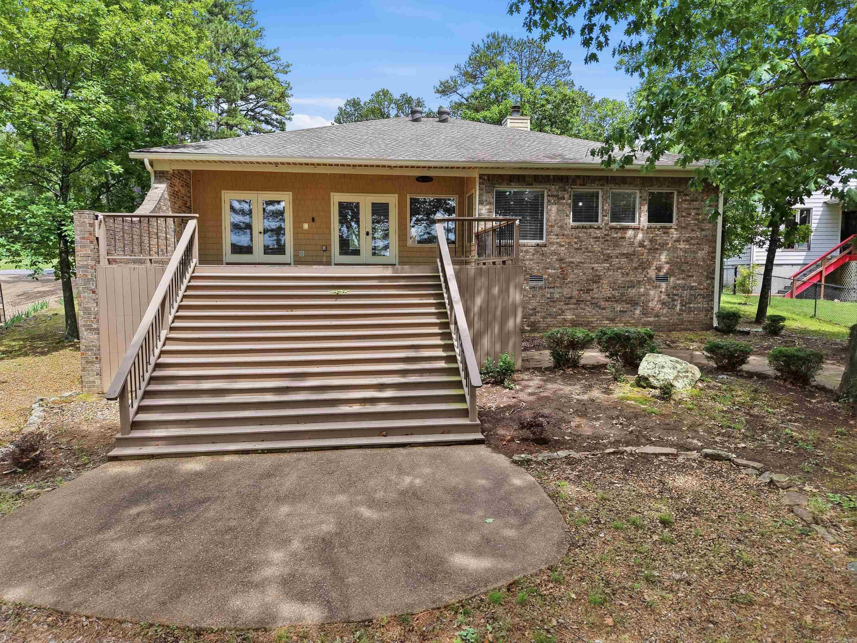 116 Fairway  Fairfield Bay, AR