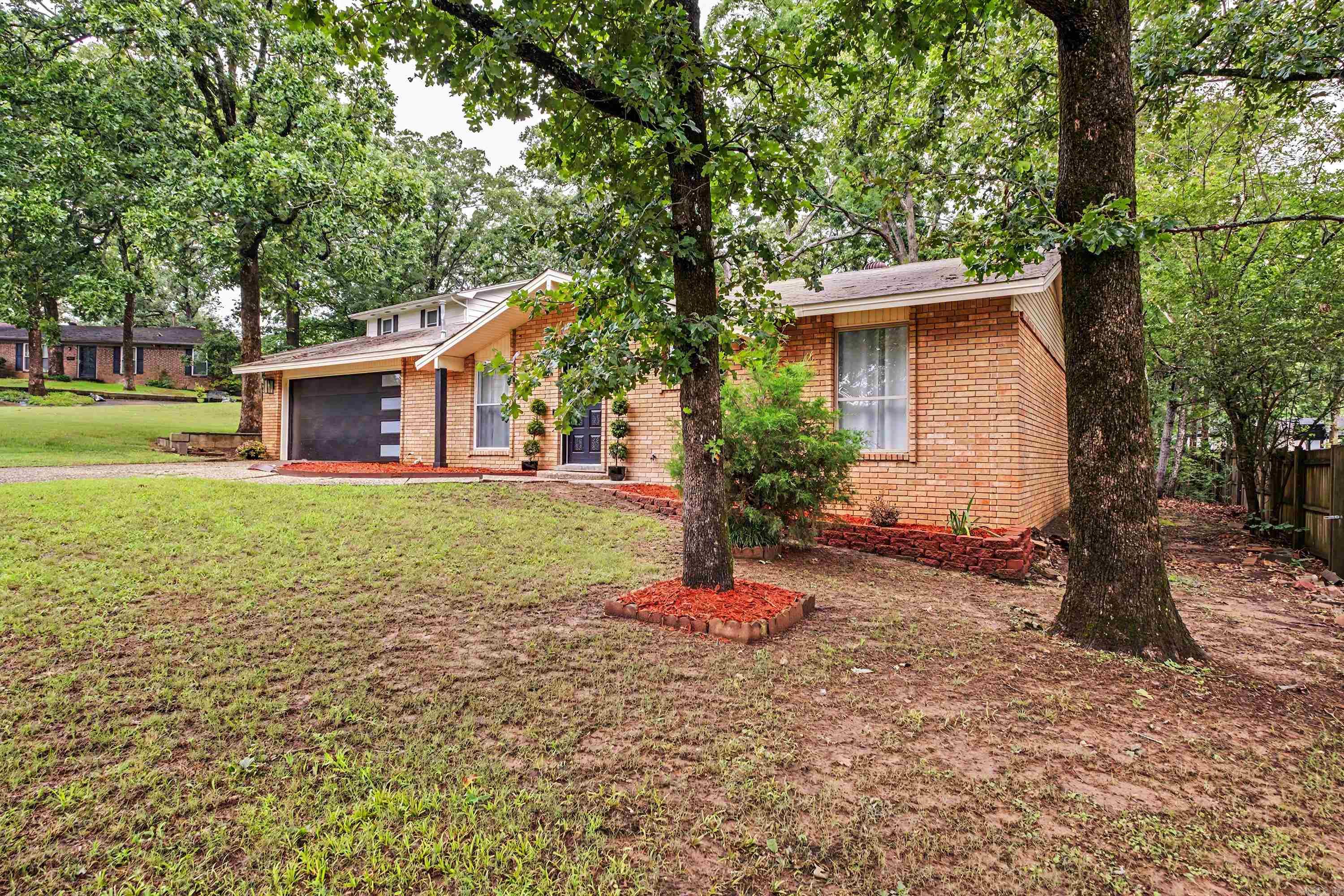 4 Sallisaw Circle  North Little Rock, AR