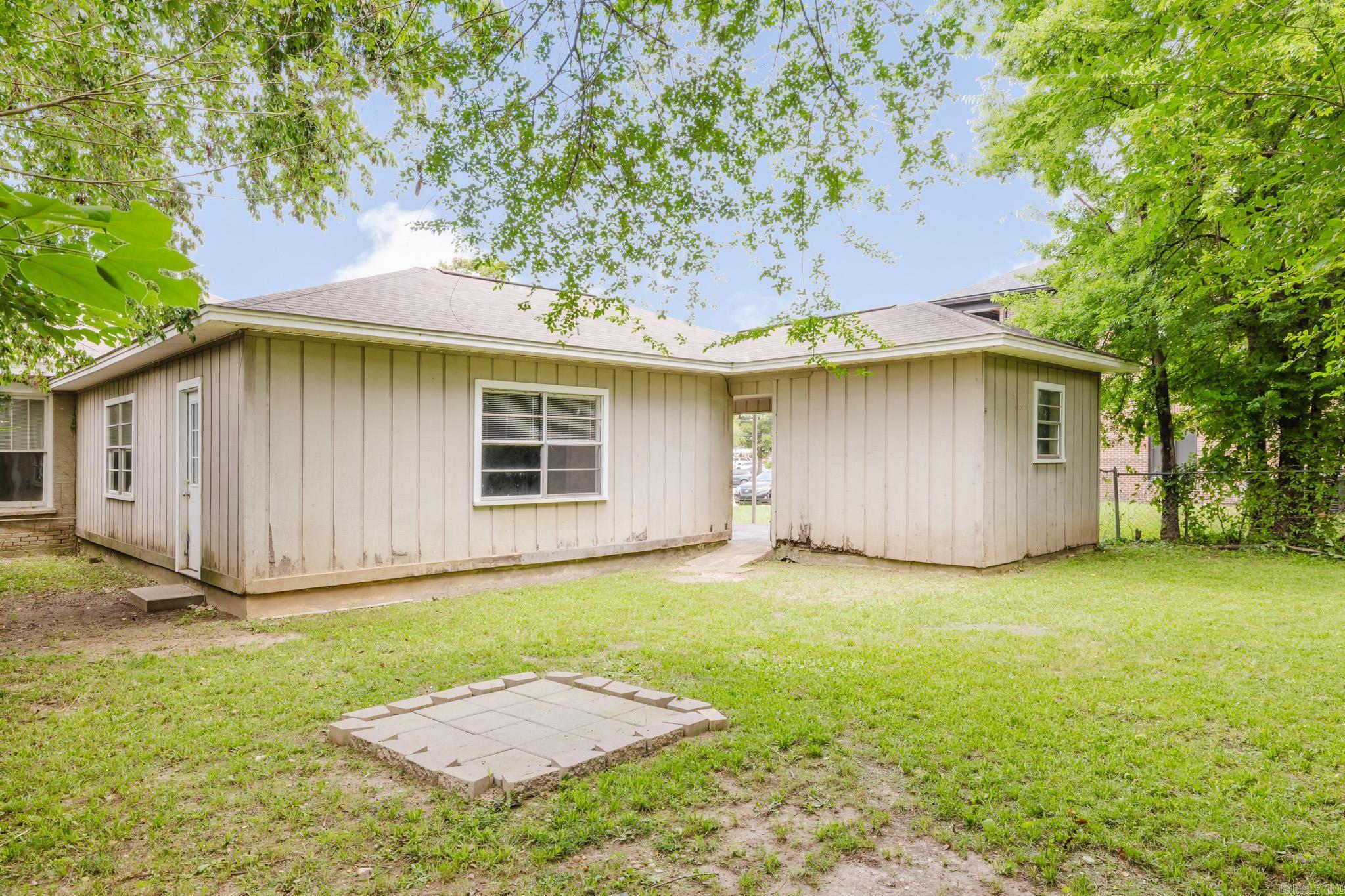 316 W Conway St  Benton, AR