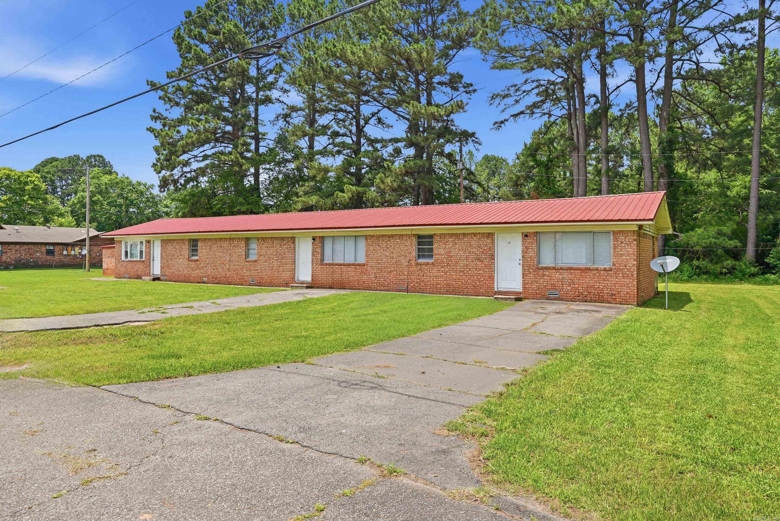 2114 keathley  Conway, AR