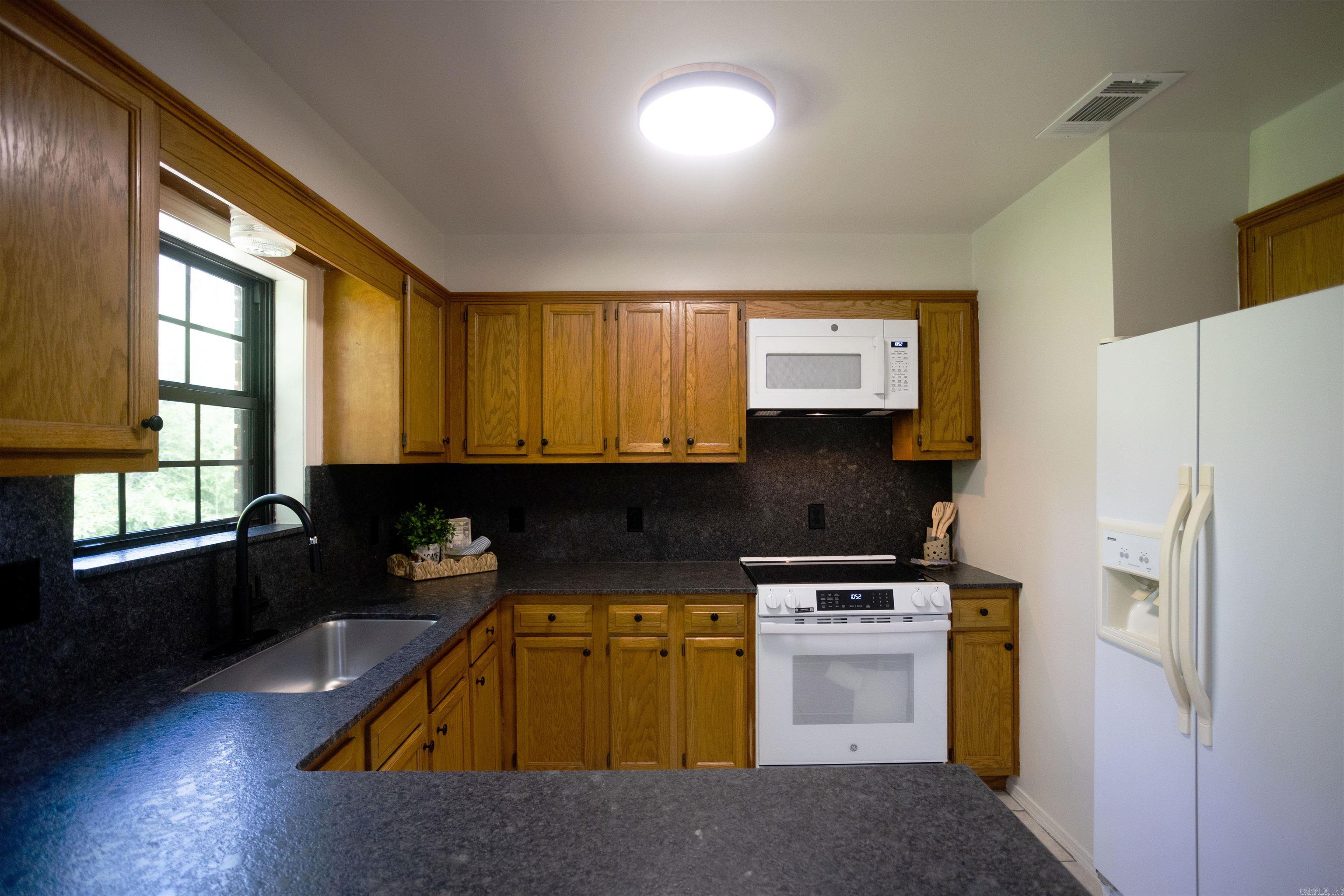 114 Tanager  Dover, AR