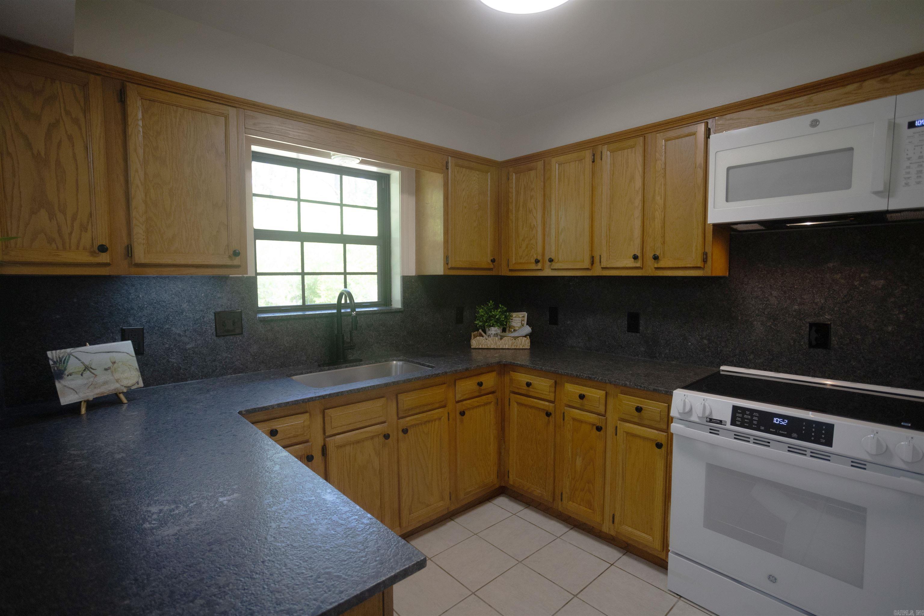 114 Tanager  Dover, AR